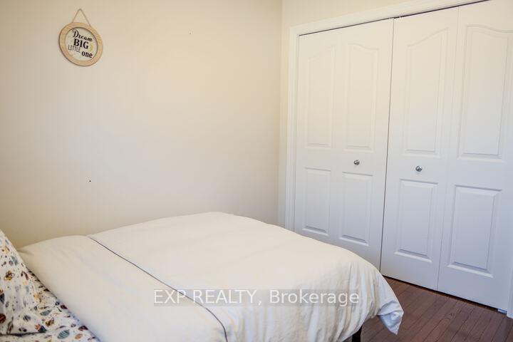 Photo 22 of 10 Penrith Street, Ottawa, Kanata - Morgan's Grant/South March — HOMEH