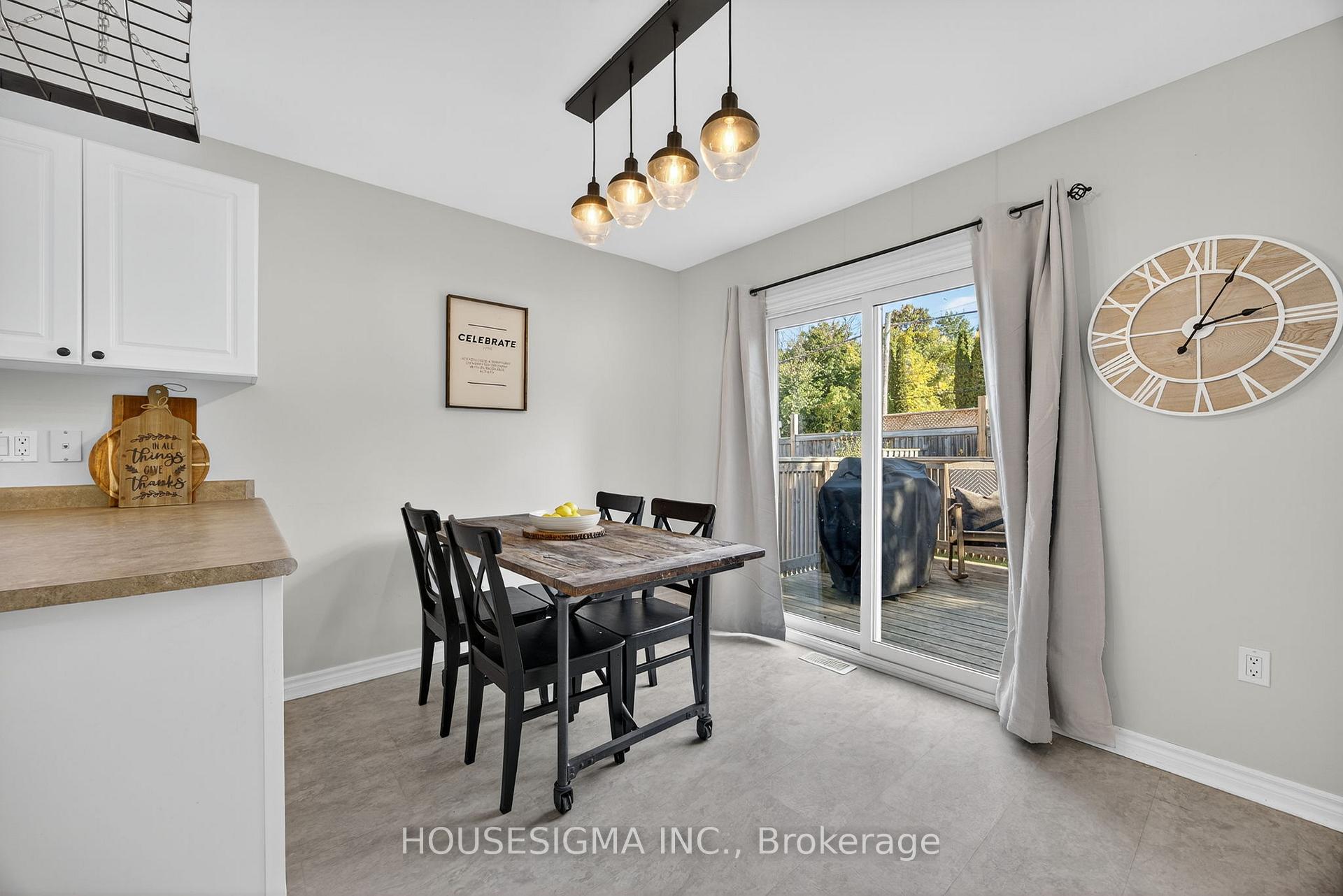 Photo 11 of 421 Irwin Street, Midland — HOMEH