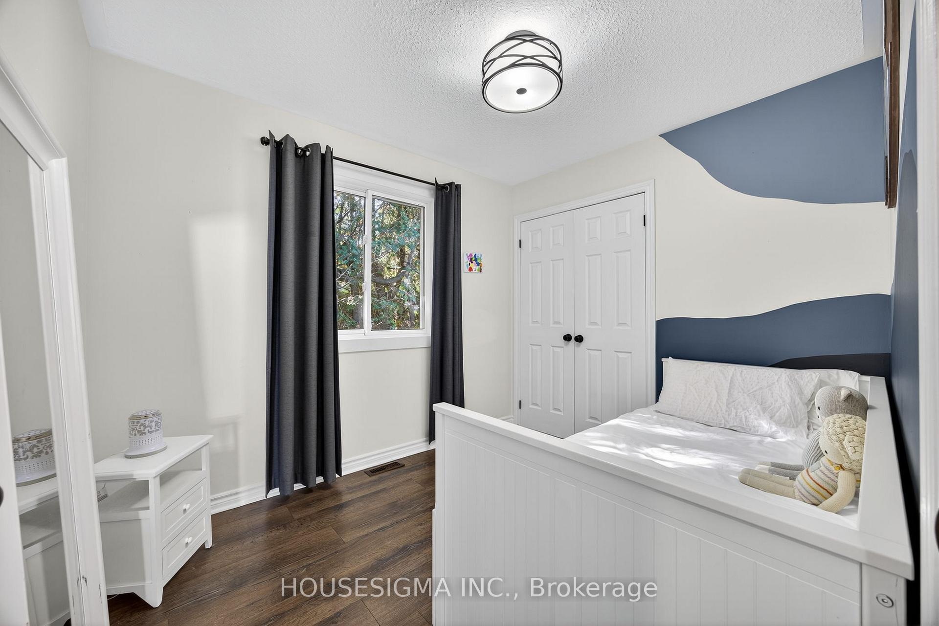 Photo 16 of 421 Irwin Street, Midland — HOMEH