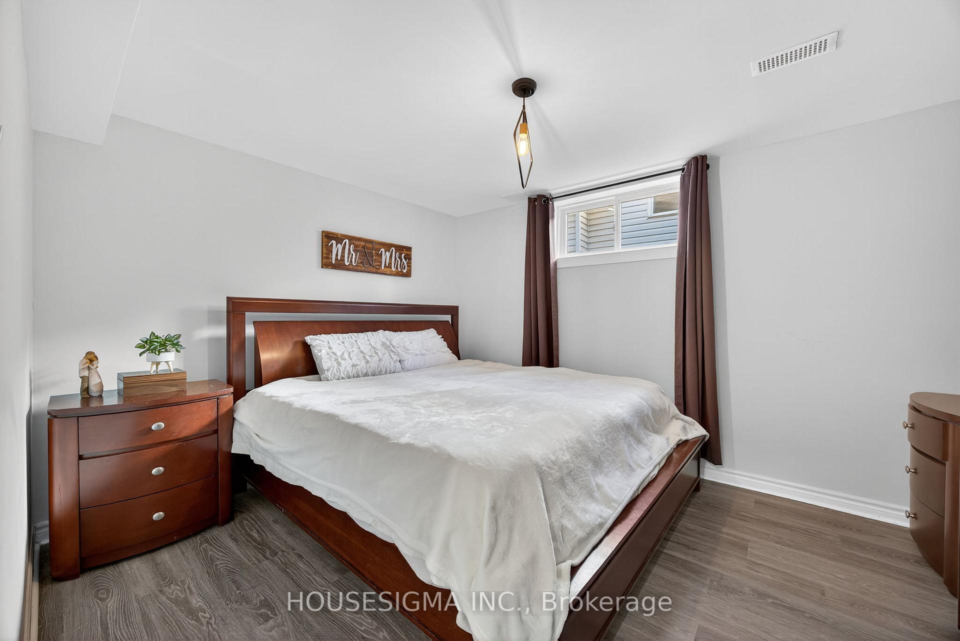 Photo 20 of 421 Irwin Street, Midland — HOMEH