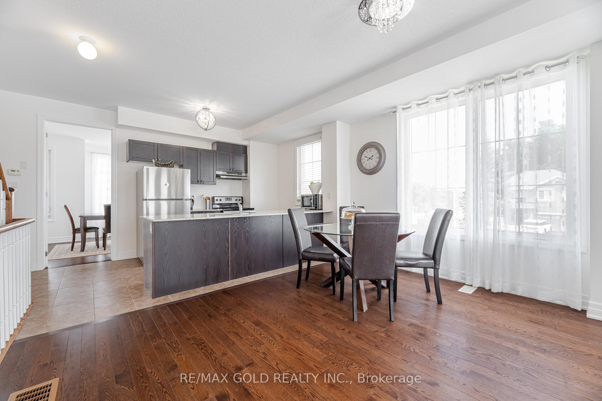 Photo 6 of 36 Karl Williams Lane, Markham, Rouge Fairways — HOMEH