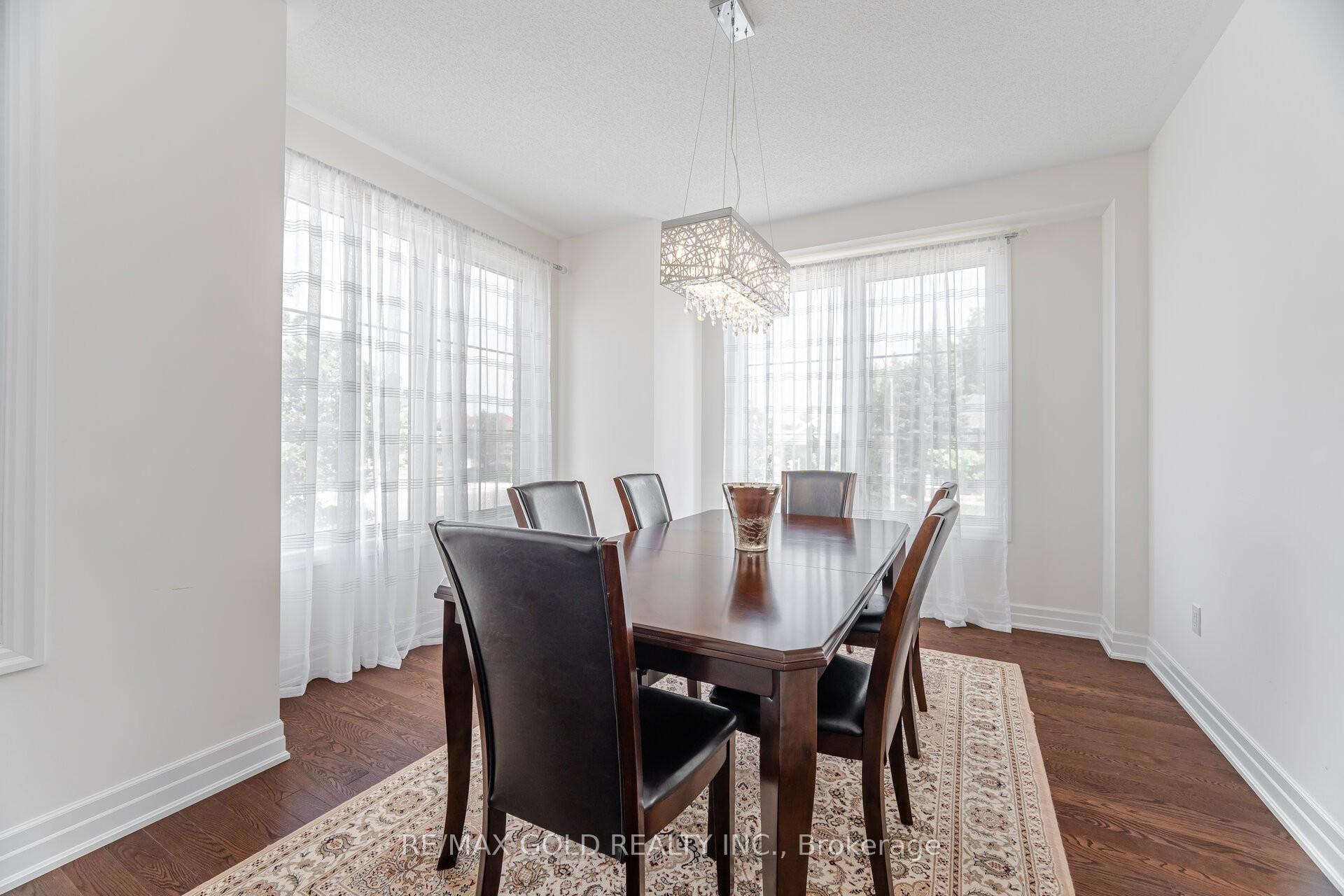 Photo 8 of 36 Karl Williams Lane, Markham, Rouge Fairways — HOMEH