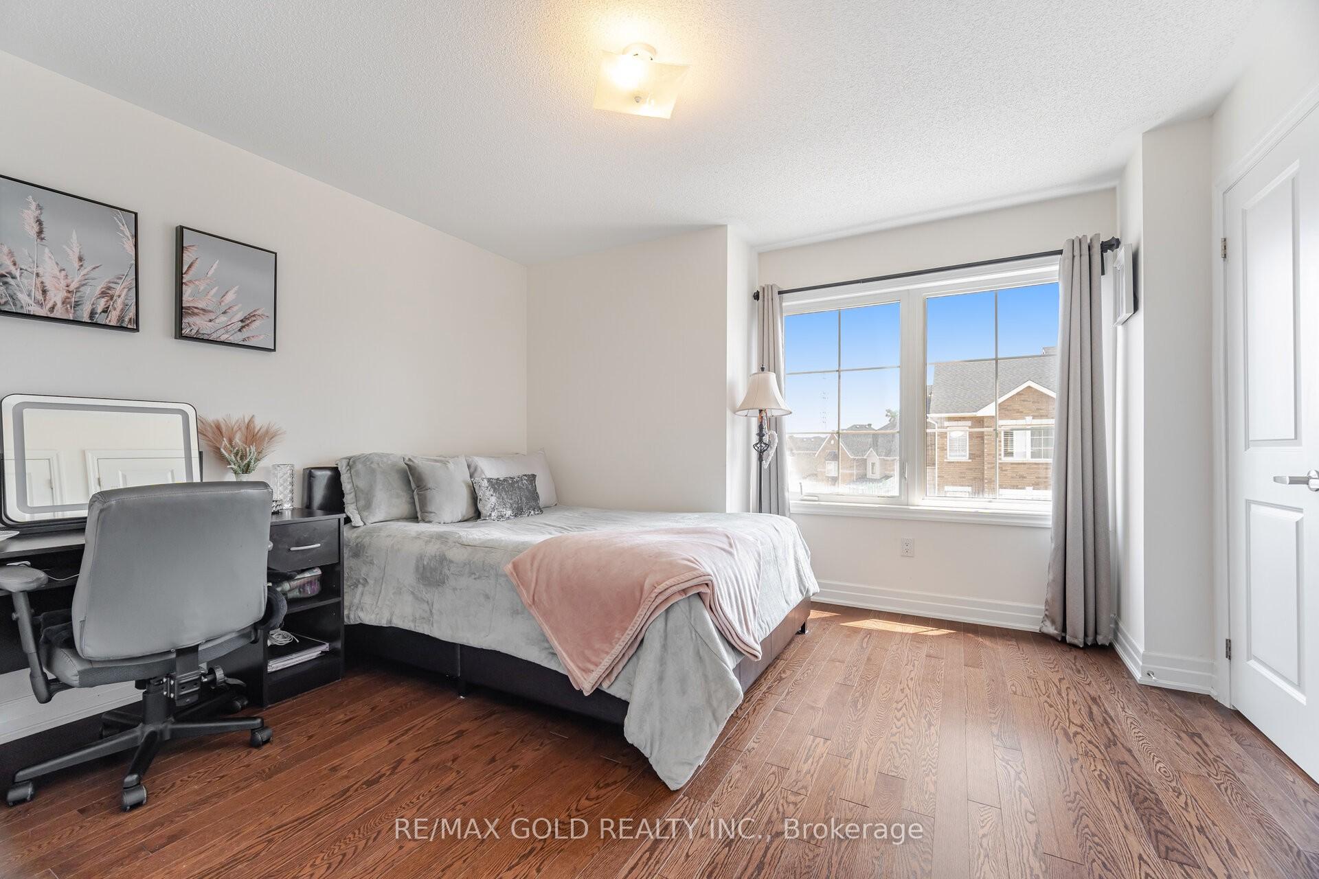 Photo 12 of 36 Karl Williams Lane, Markham, Rouge Fairways — HOMEH