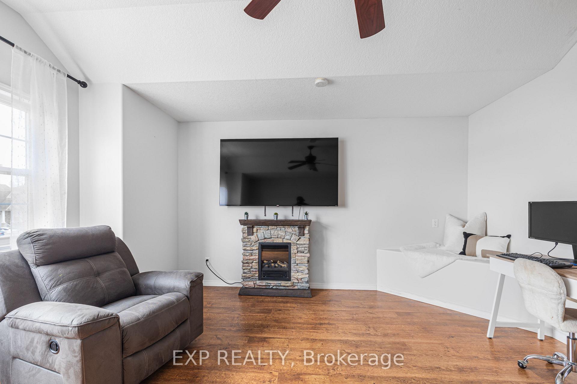 Photo 11 of 181 Sophia Crescent, Kitchener — HOMEH
