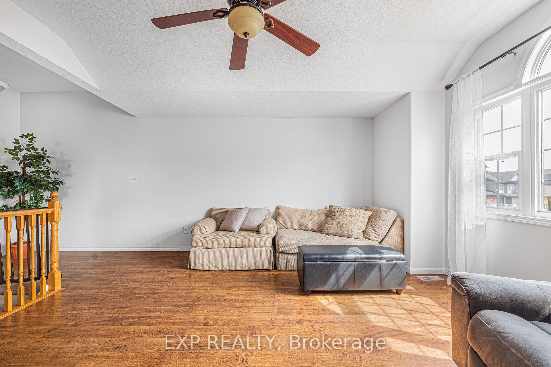 Photo 12 of 181 Sophia Crescent, Kitchener — HOMEH