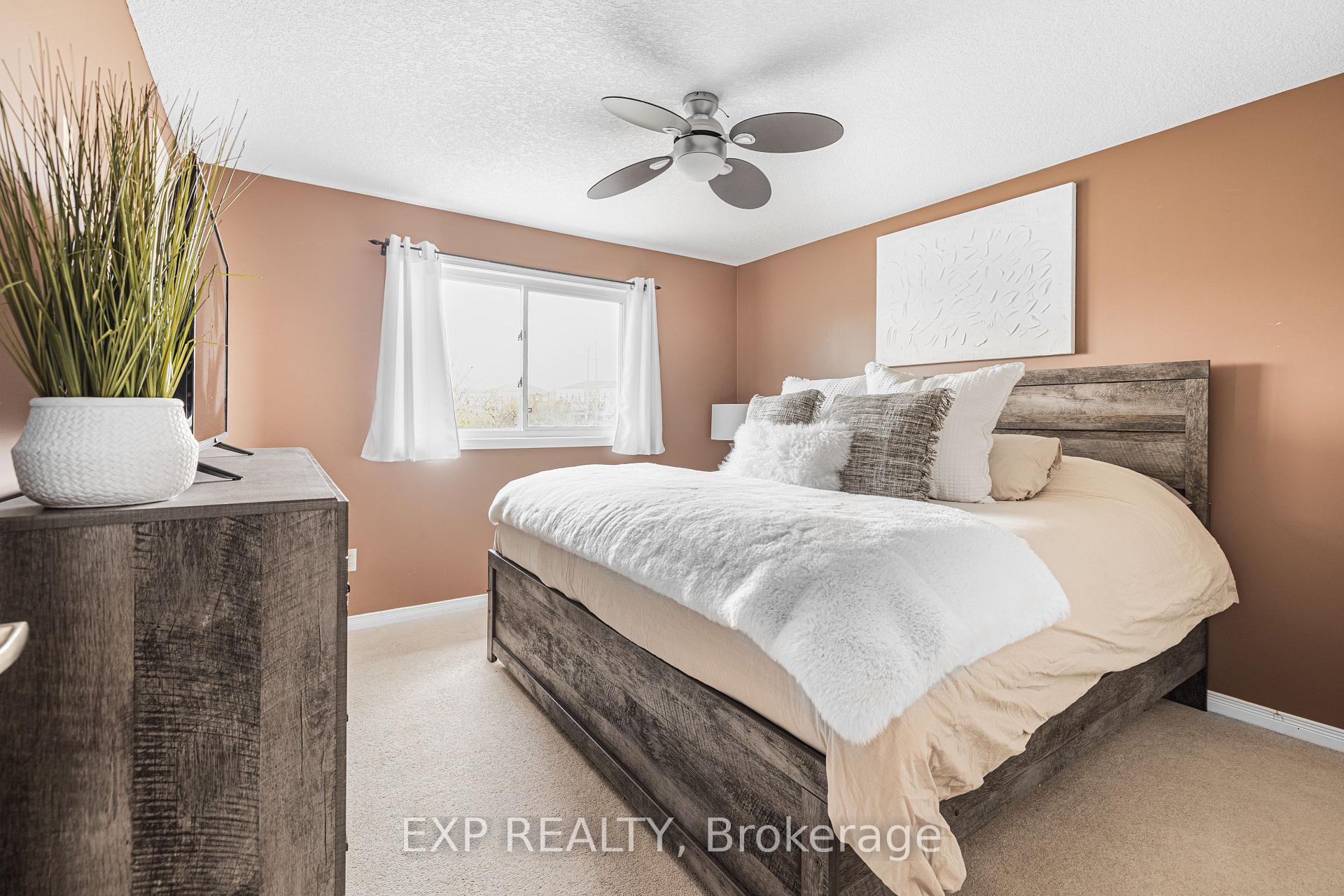 Photo 14 of 181 Sophia Crescent, Kitchener — HOMEH