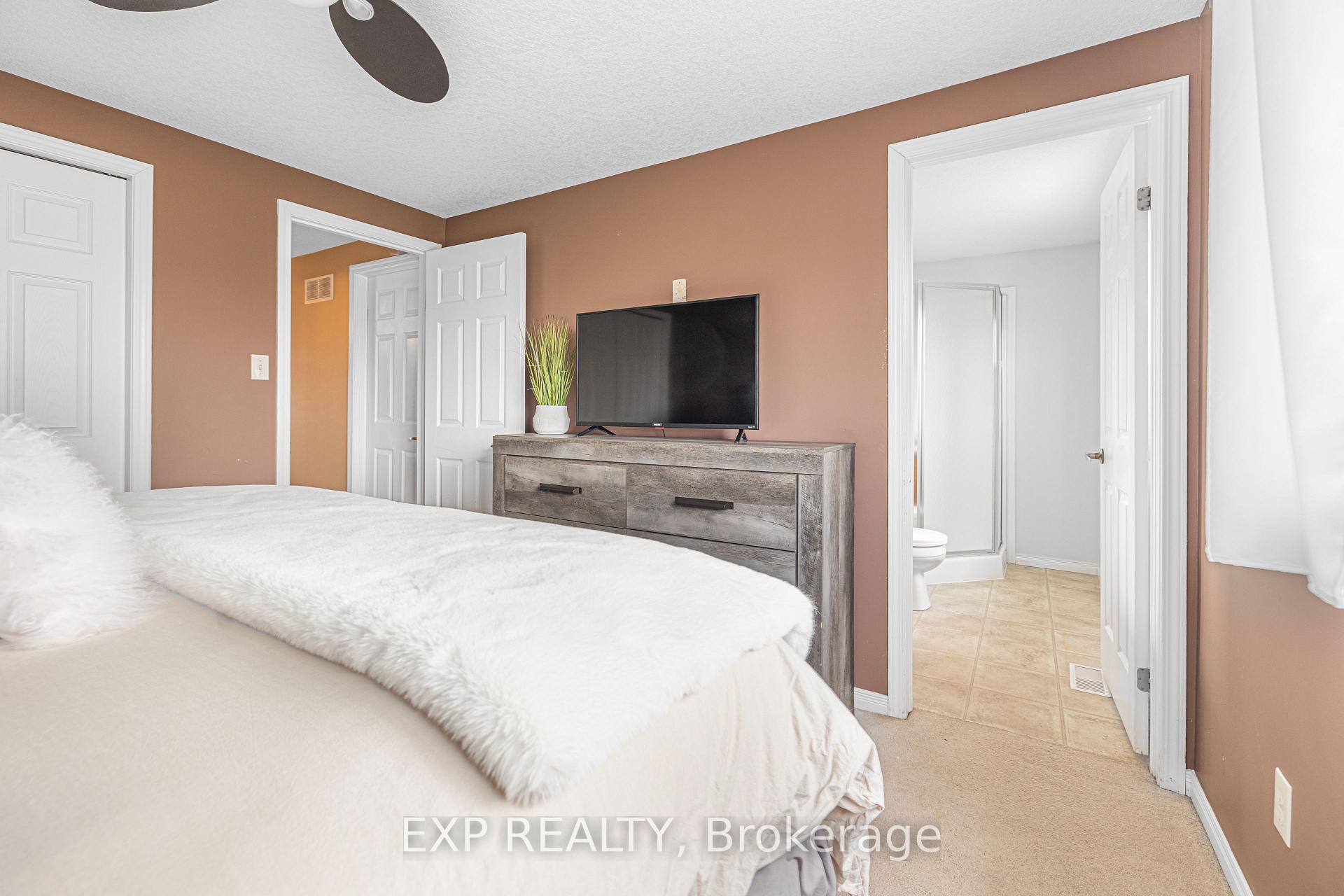 Photo 16 of 181 Sophia Crescent, Kitchener — HOMEH