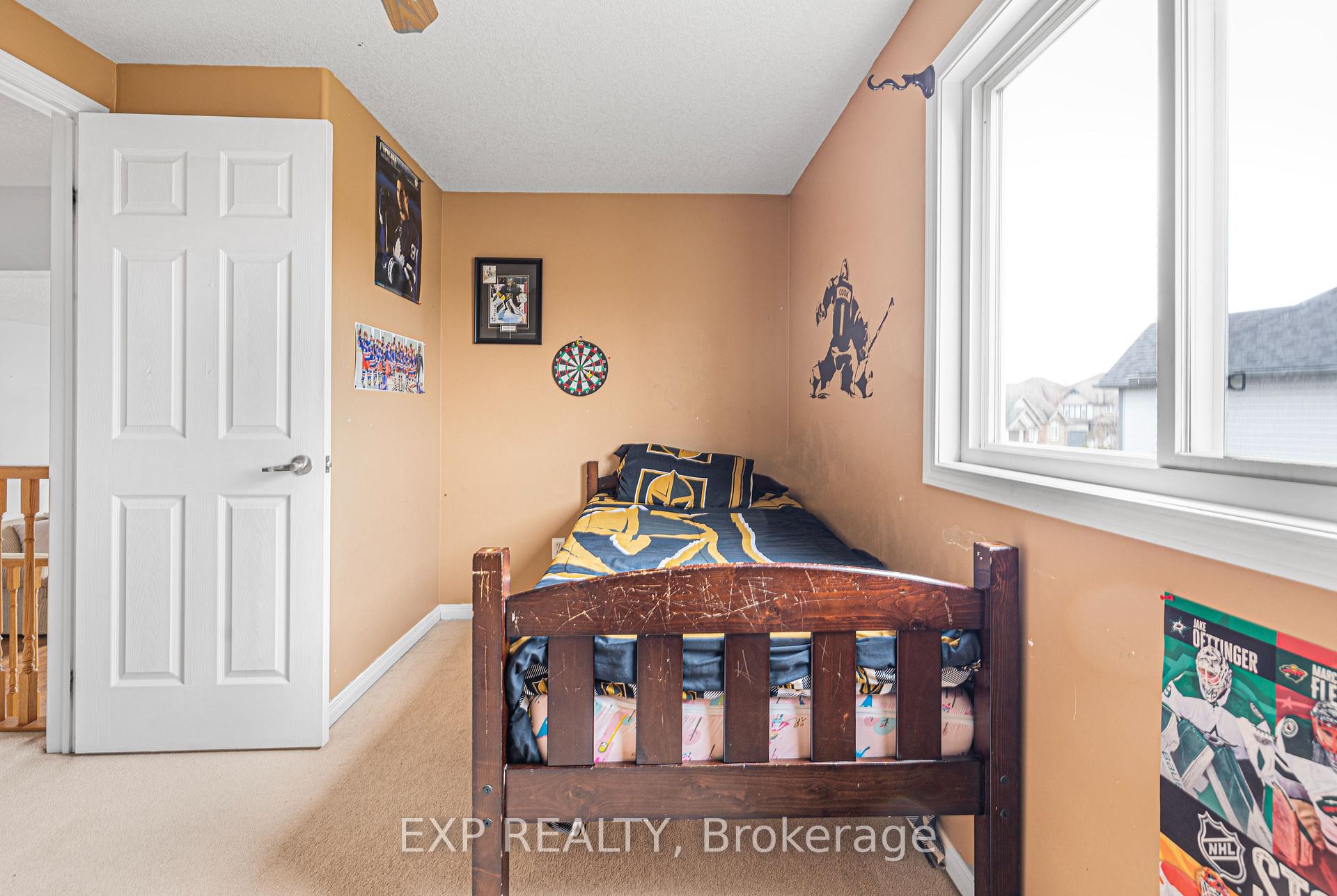 Photo 20 of 181 Sophia Crescent, Kitchener — HOMEH