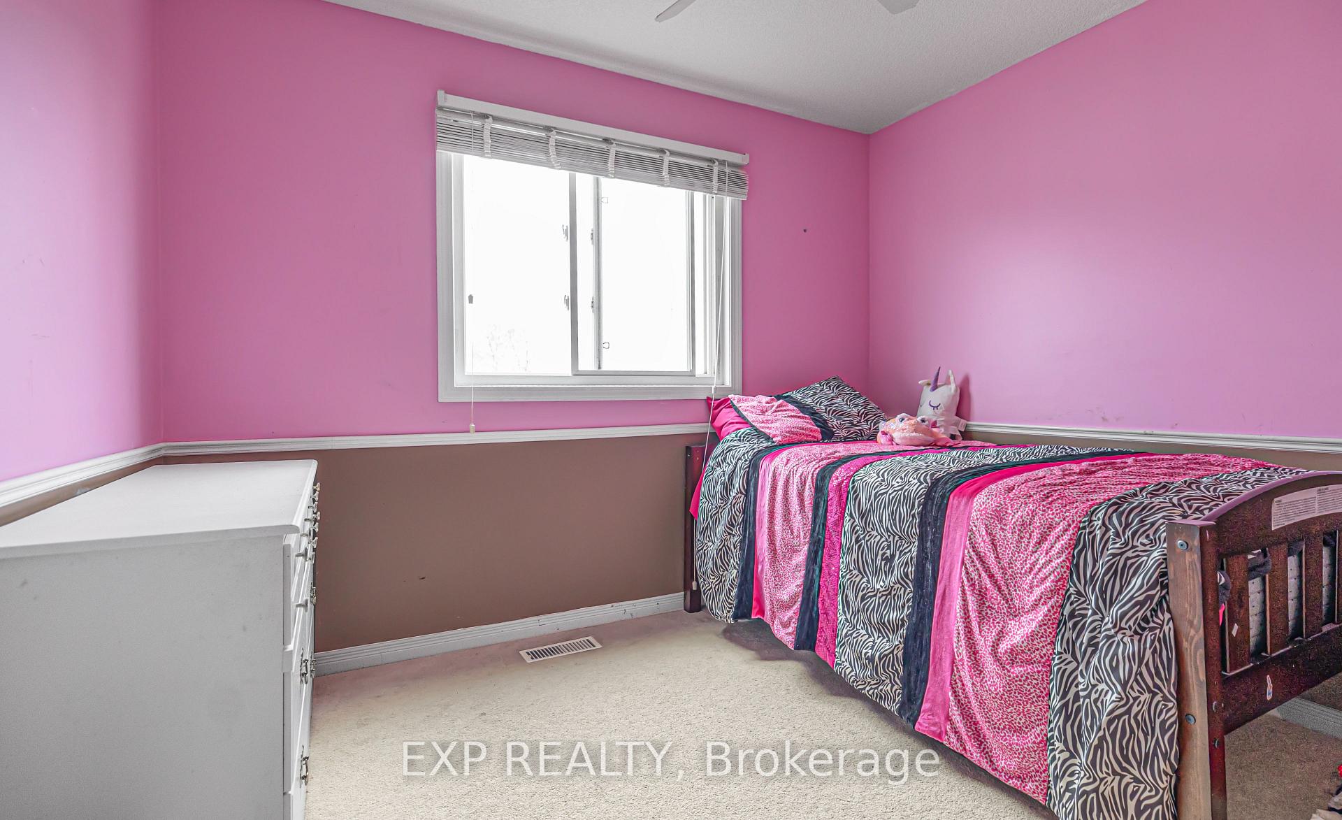 Photo 21 of 181 Sophia Crescent, Kitchener — HOMEH