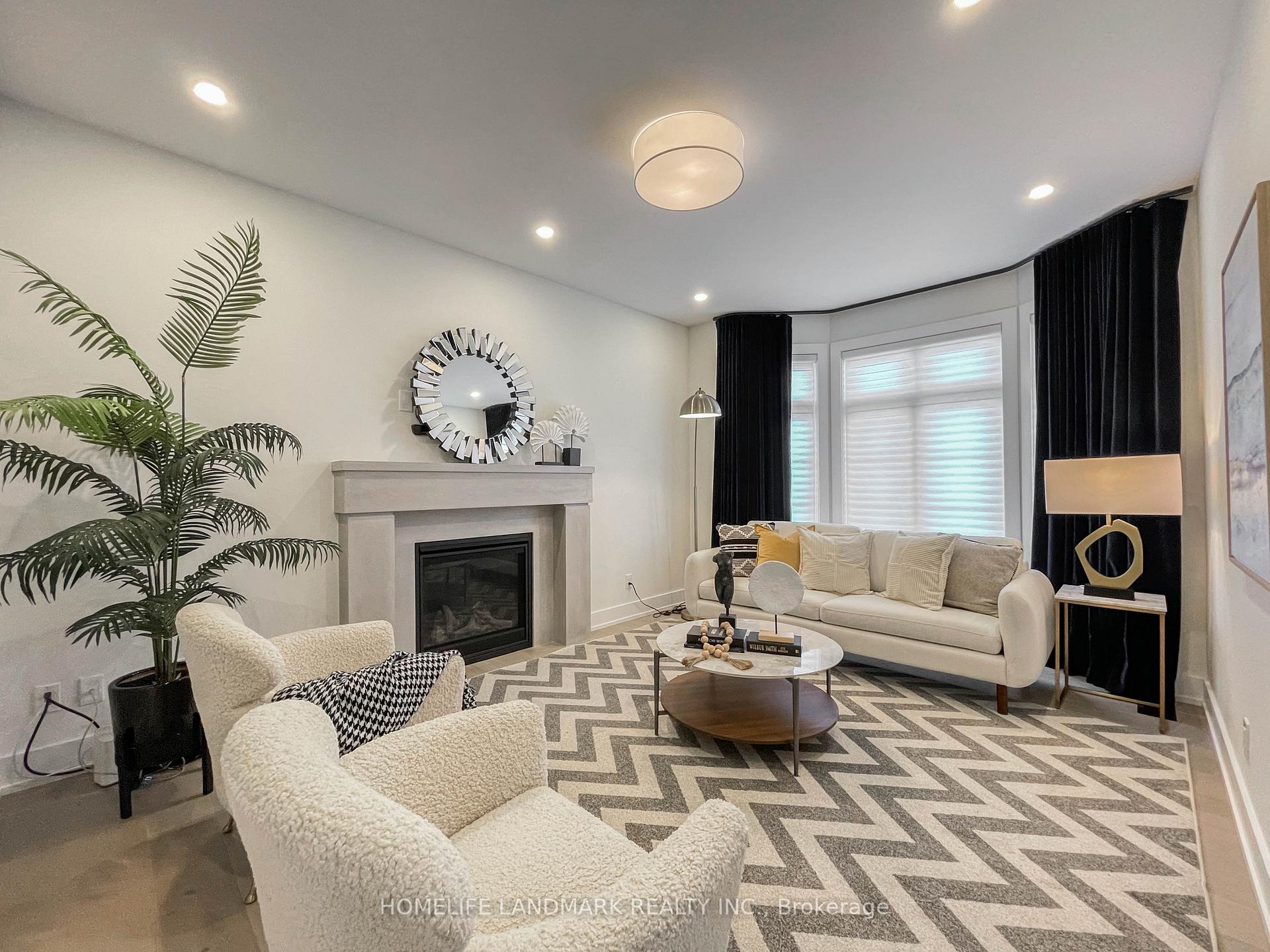 Photo 2 of 5 Parkstone Road, Markham, Angus Glen — HOMEH