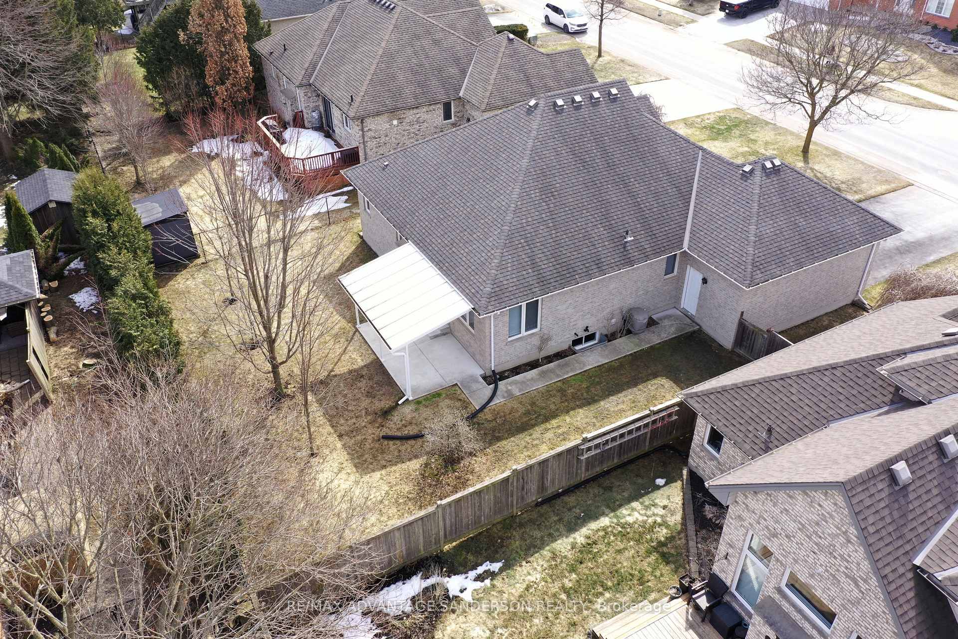 Photo 6 of 42 Calvert Lane, Middlesex Centre, Ilderton — HOMEH
