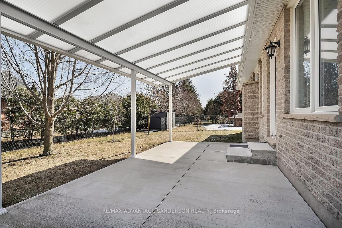 Photo 10 of 42 Calvert Lane, Middlesex Centre, Ilderton — HOMEH