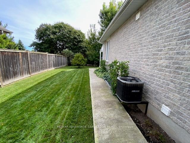 Photo 16 of 42 Calvert Lane, Middlesex Centre, Ilderton — HOMEH