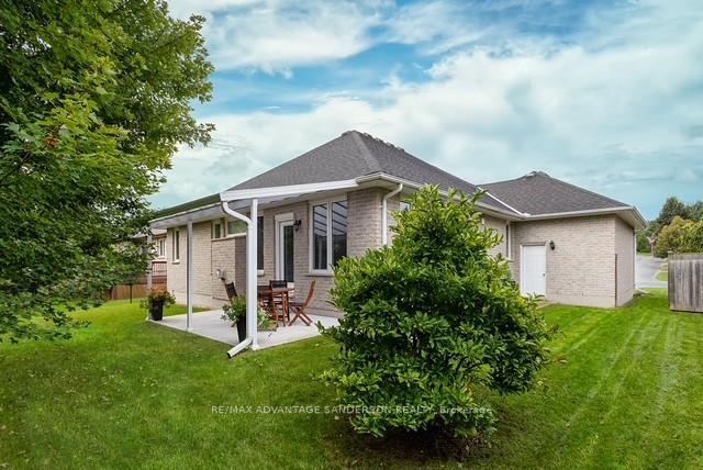 Photo 20 of 42 Calvert Lane, Middlesex Centre, Ilderton — HOMEH