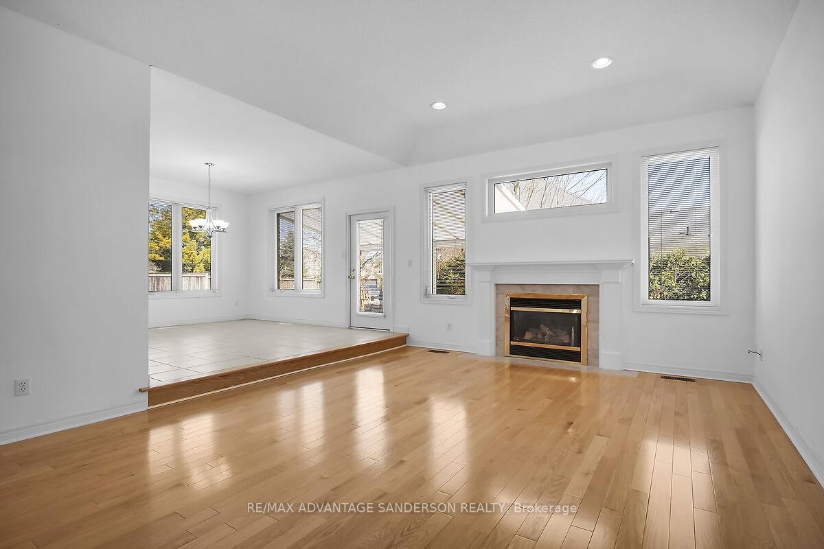 Photo 24 of 42 Calvert Lane, Middlesex Centre, Ilderton — HOMEH