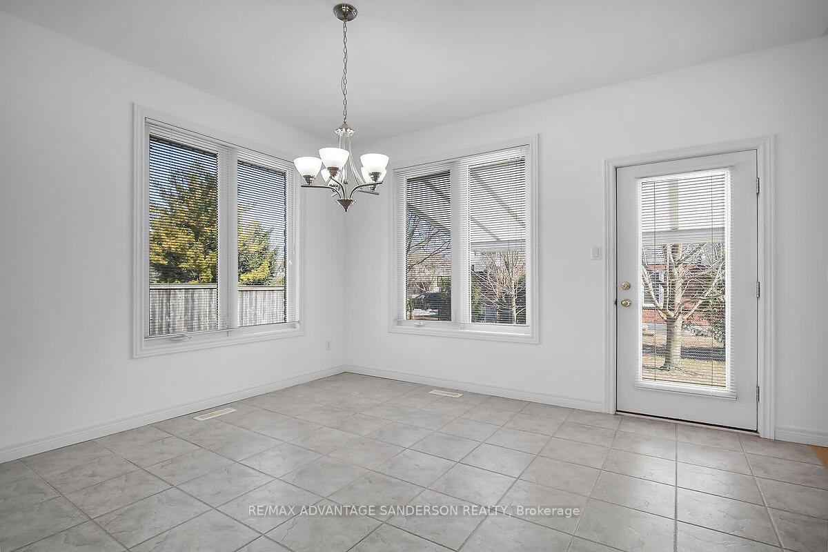 Photo 25 of 42 Calvert Lane, Middlesex Centre, Ilderton — HOMEH