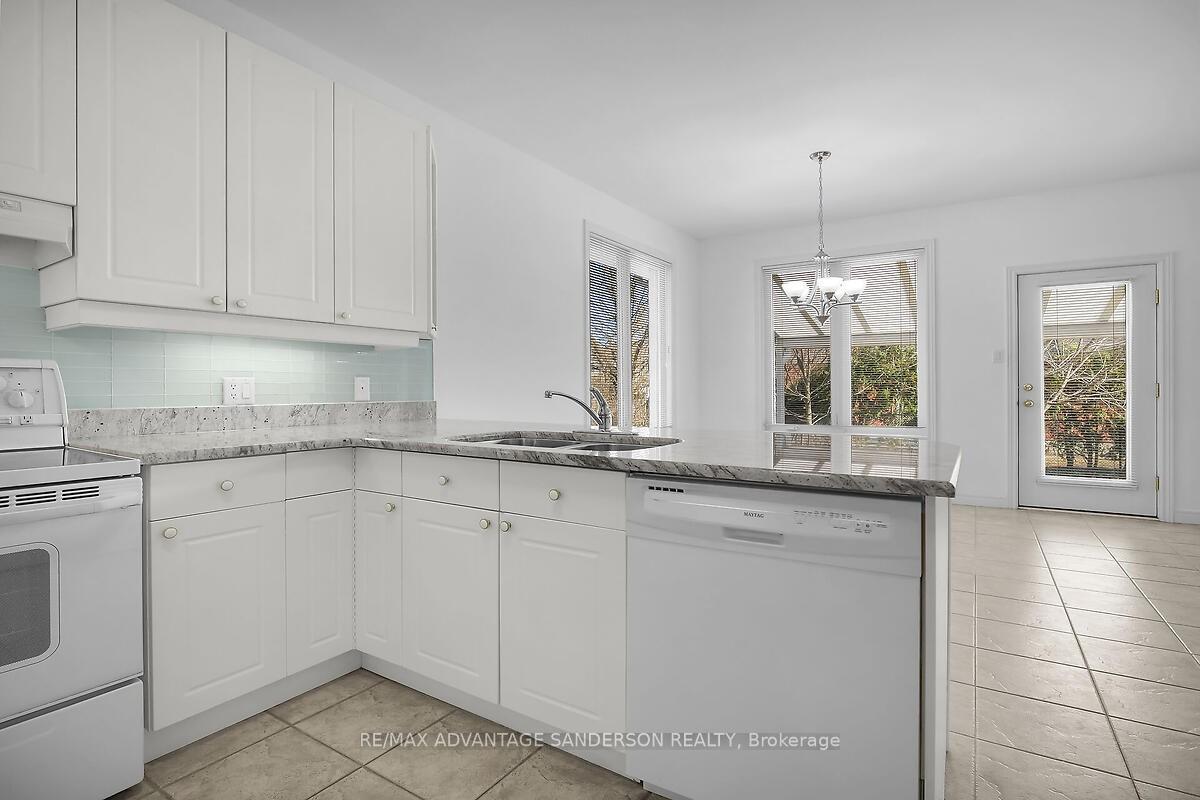 Photo 30 of 42 Calvert Lane, Middlesex Centre, Ilderton — HOMEH