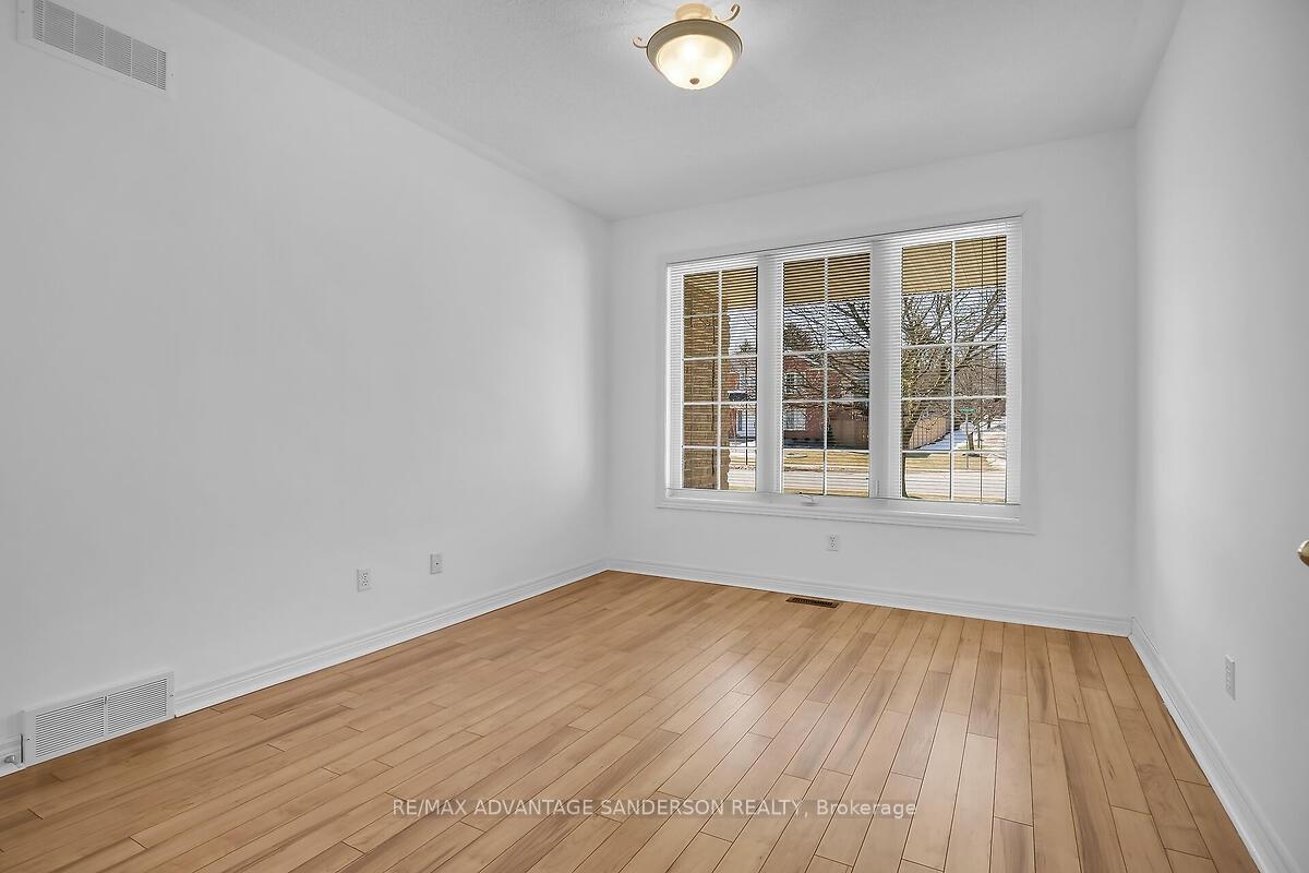 Photo 31 of 42 Calvert Lane, Middlesex Centre, Ilderton — HOMEH
