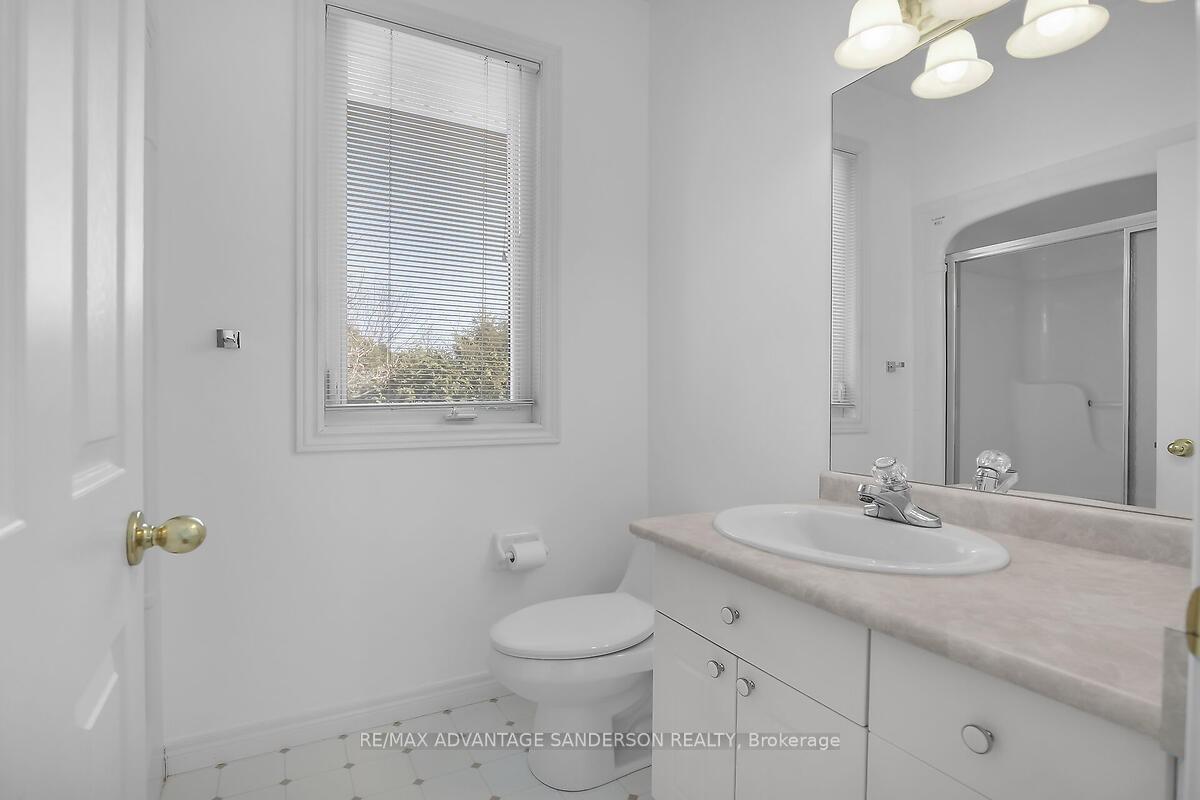 Photo 35 of 42 Calvert Lane, Middlesex Centre, Ilderton — HOMEH
