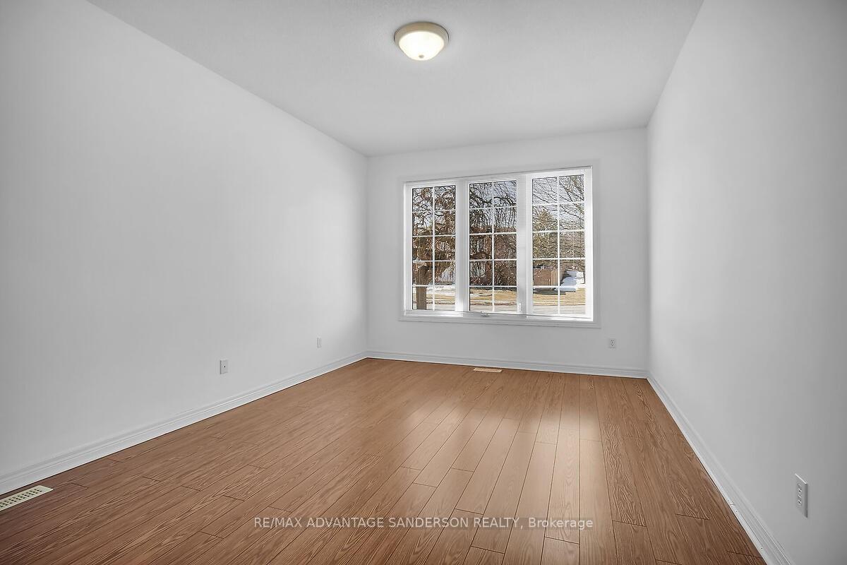 Photo 36 of 42 Calvert Lane, Middlesex Centre, Ilderton — HOMEH