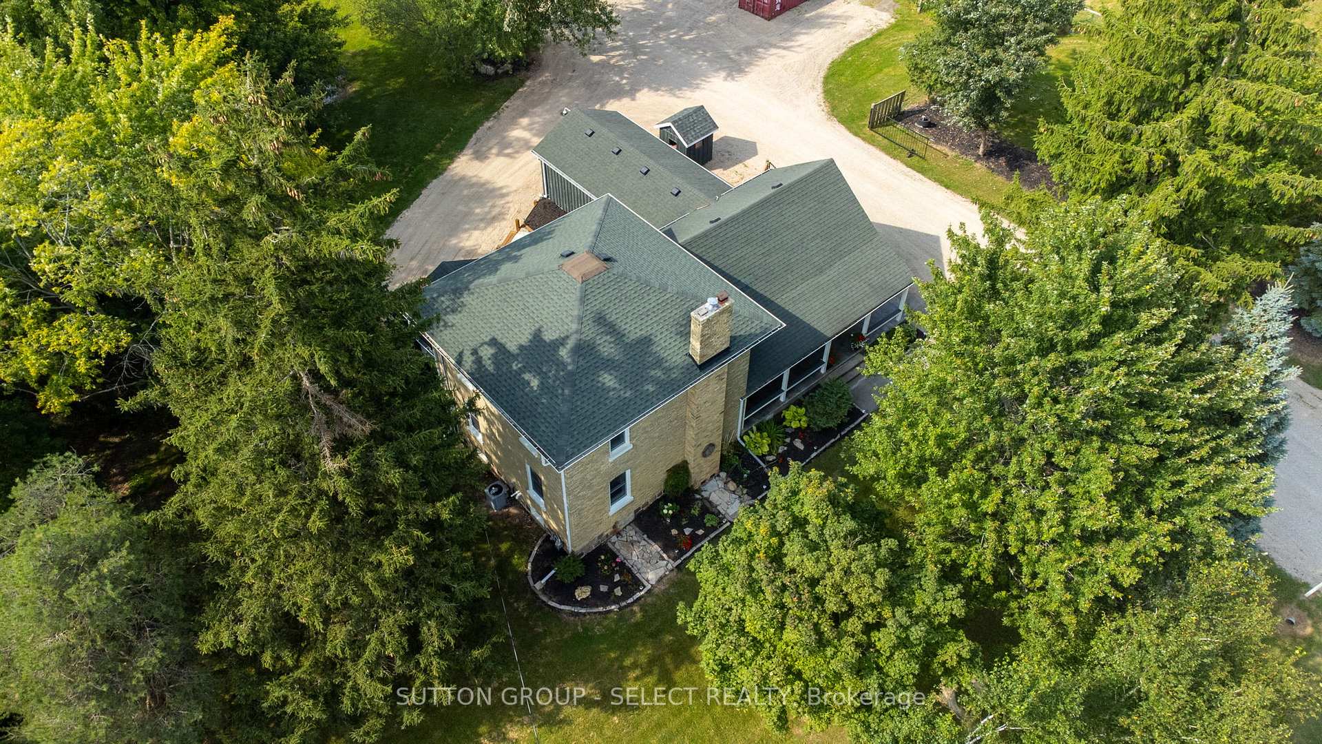 Photo 2 of 10086 Hedley Drive, Middlesex Centre, Rural Middlesex Centre — HOMEH
