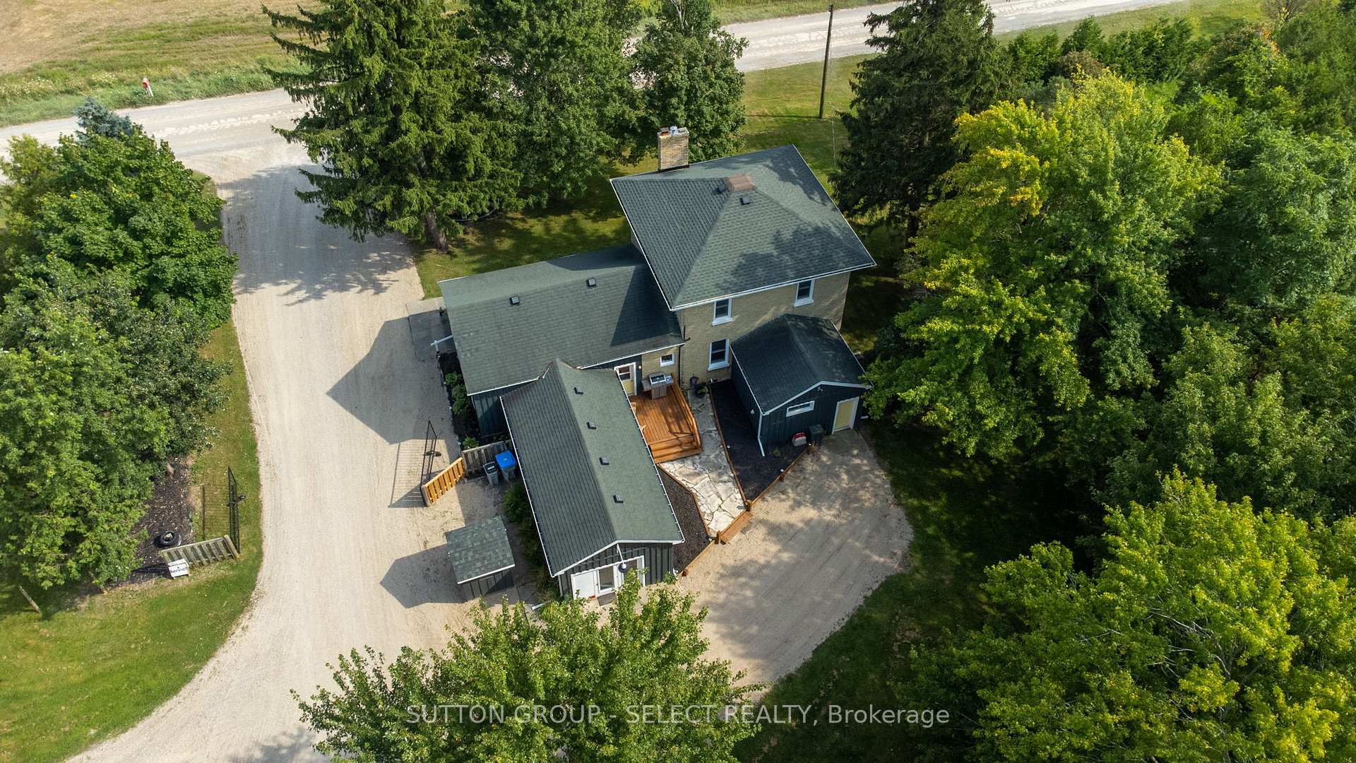 Photo 4 of 10086 Hedley Drive, Middlesex Centre, Rural Middlesex Centre — HOMEH