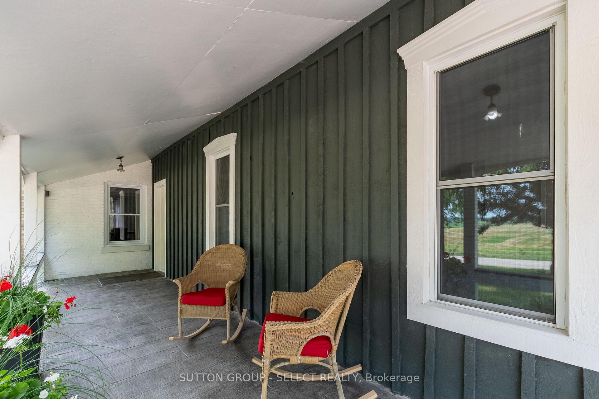 Photo 9 of 10086 Hedley Drive, Middlesex Centre, Rural Middlesex Centre — HOMEH