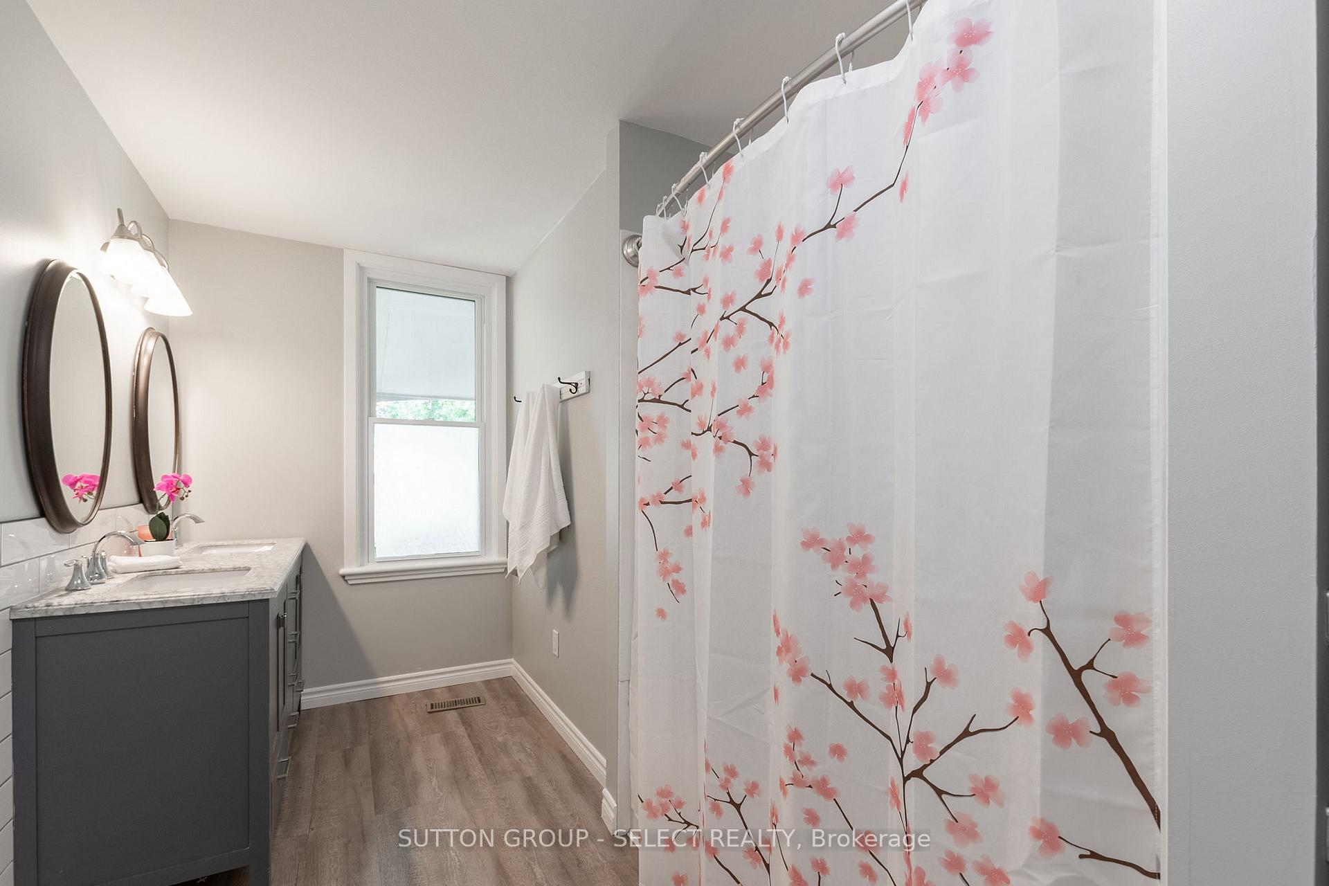 Photo 25 of 10086 Hedley Drive, Middlesex Centre, Rural Middlesex Centre — HOMEH