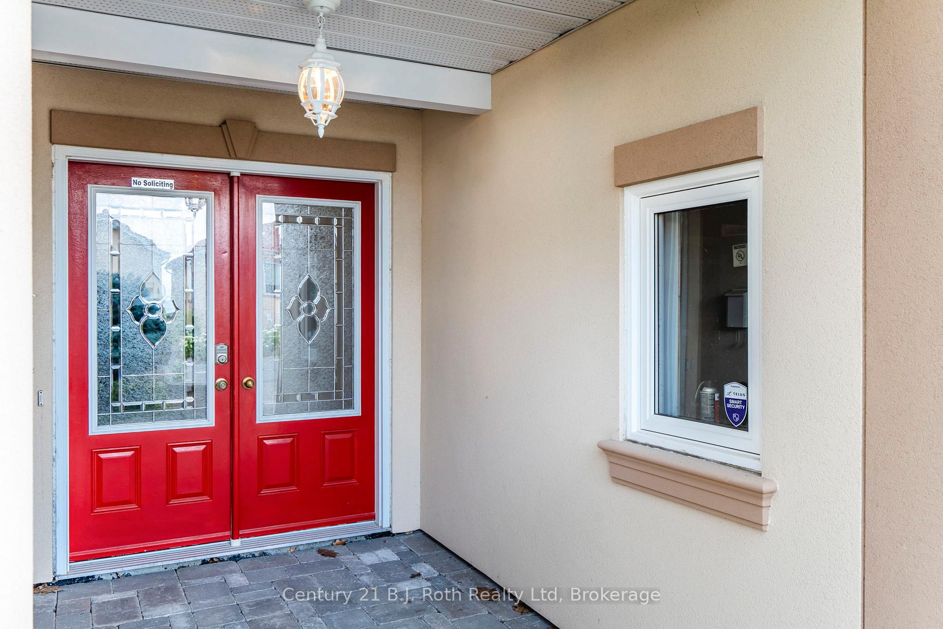 Photo 3 of 626 Taylor Drive, Midland — HOMEH