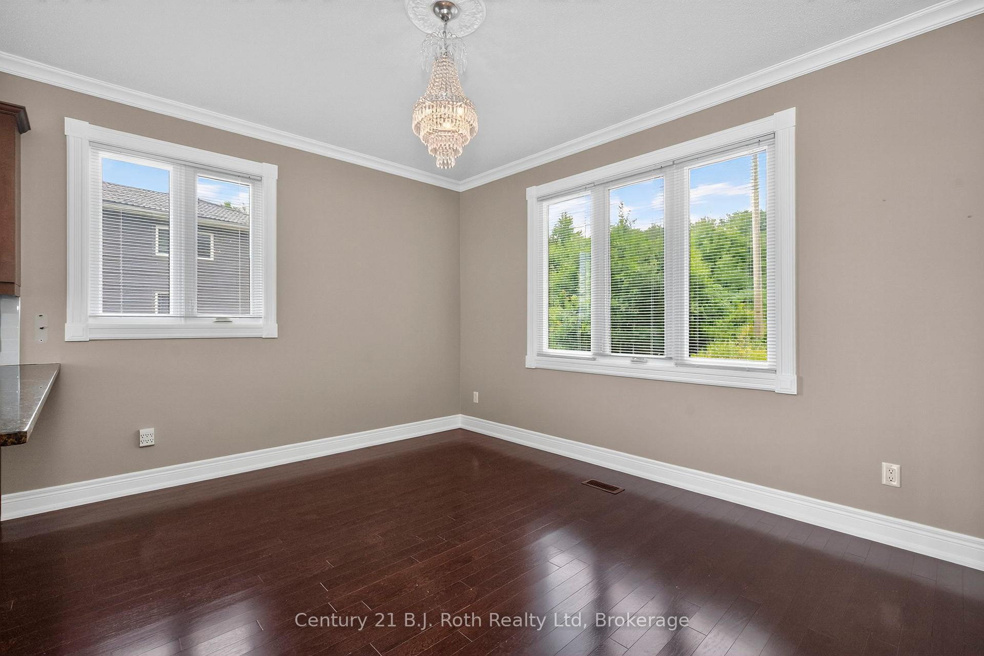 Photo 11 of 626 Taylor Drive, Midland — HOMEH