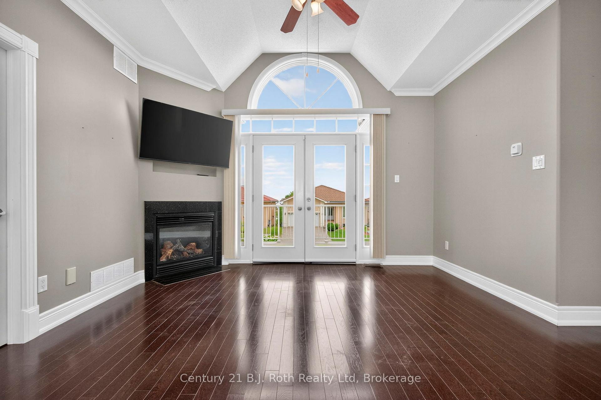 Photo 13 of 626 Taylor Drive, Midland — HOMEH