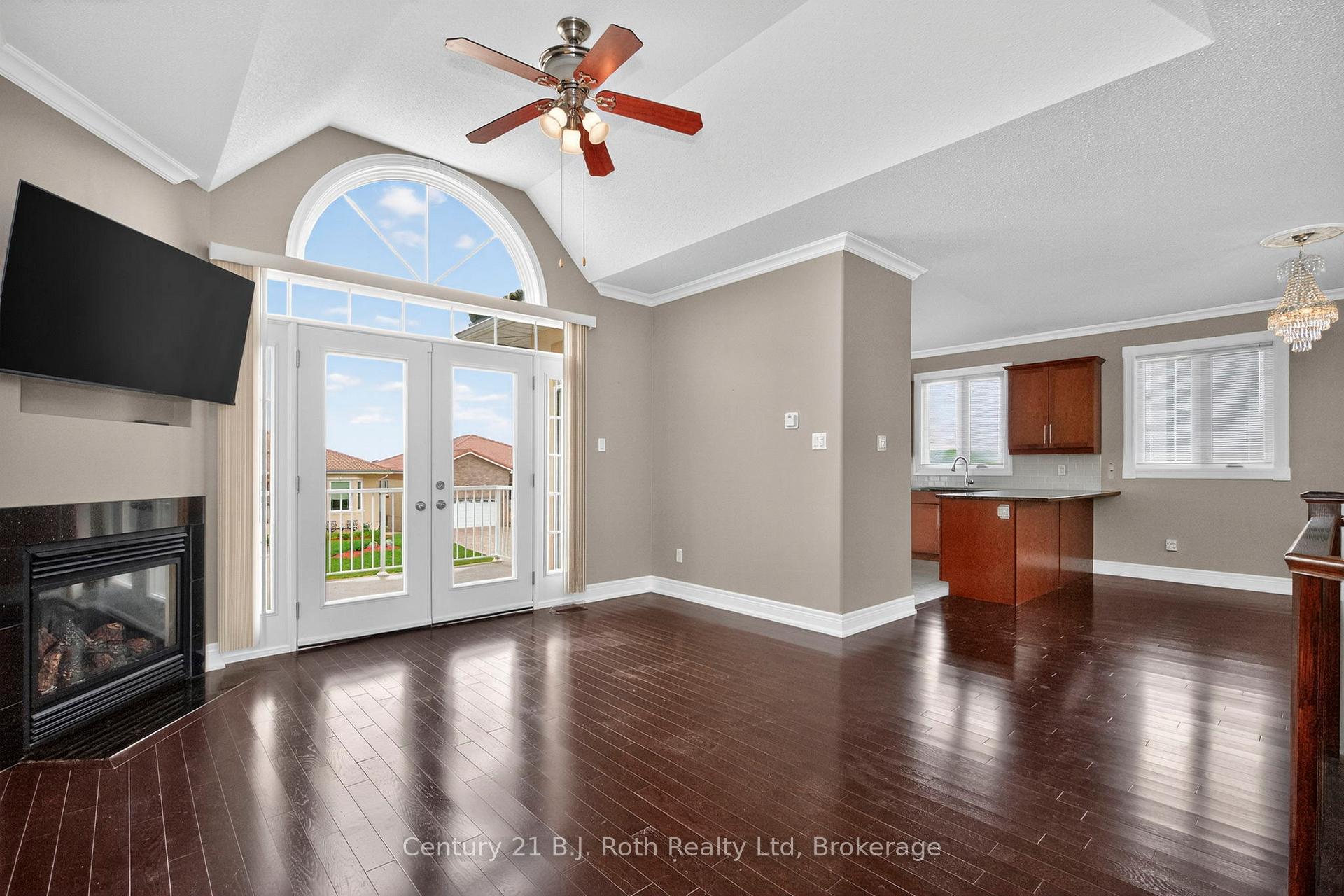 Photo 15 of 626 Taylor Drive, Midland — HOMEH