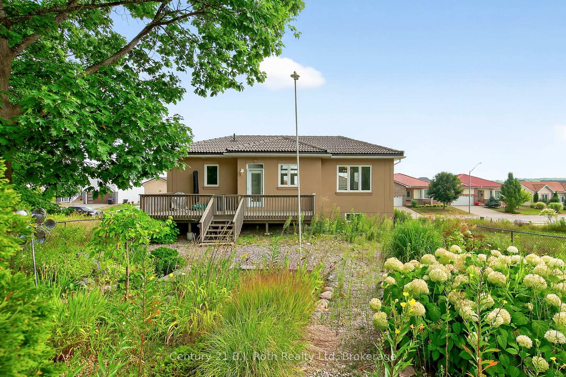 Photo 46 of 626 Taylor Drive, Midland — HOMEH