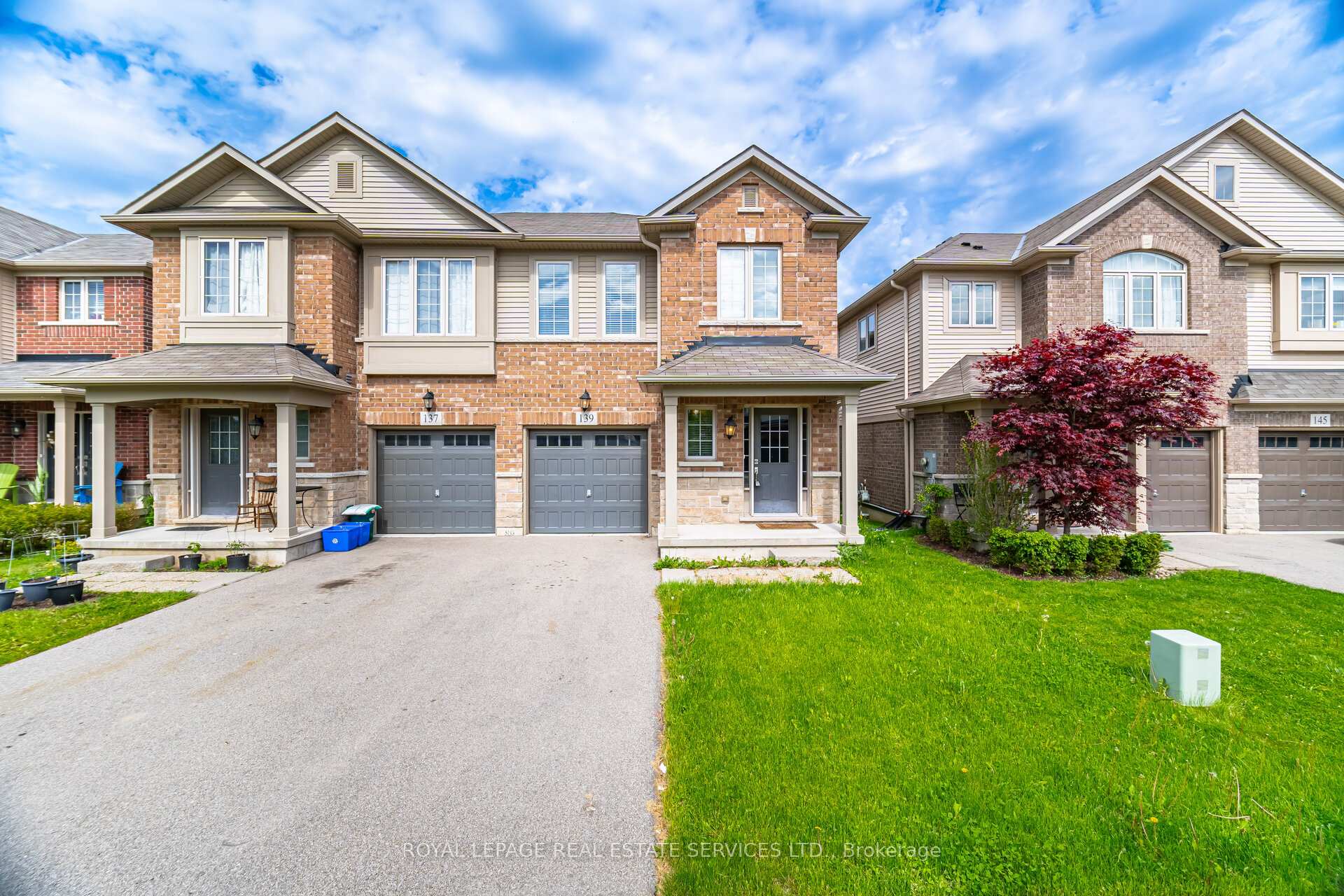 Photo 3 of 139 Echovalley Drive, Hamilton, Stoney Creek Mountain — HOMEH