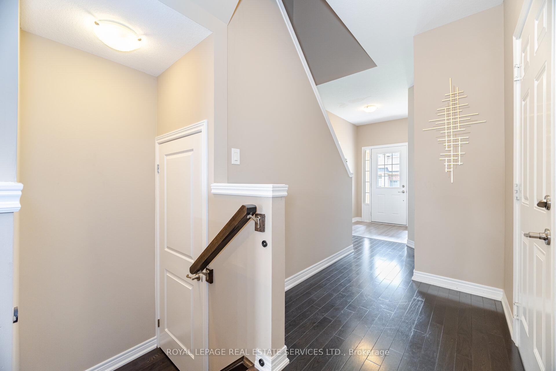 Photo 35 of 139 Echovalley Drive, Hamilton, Stoney Creek Mountain — HOMEH