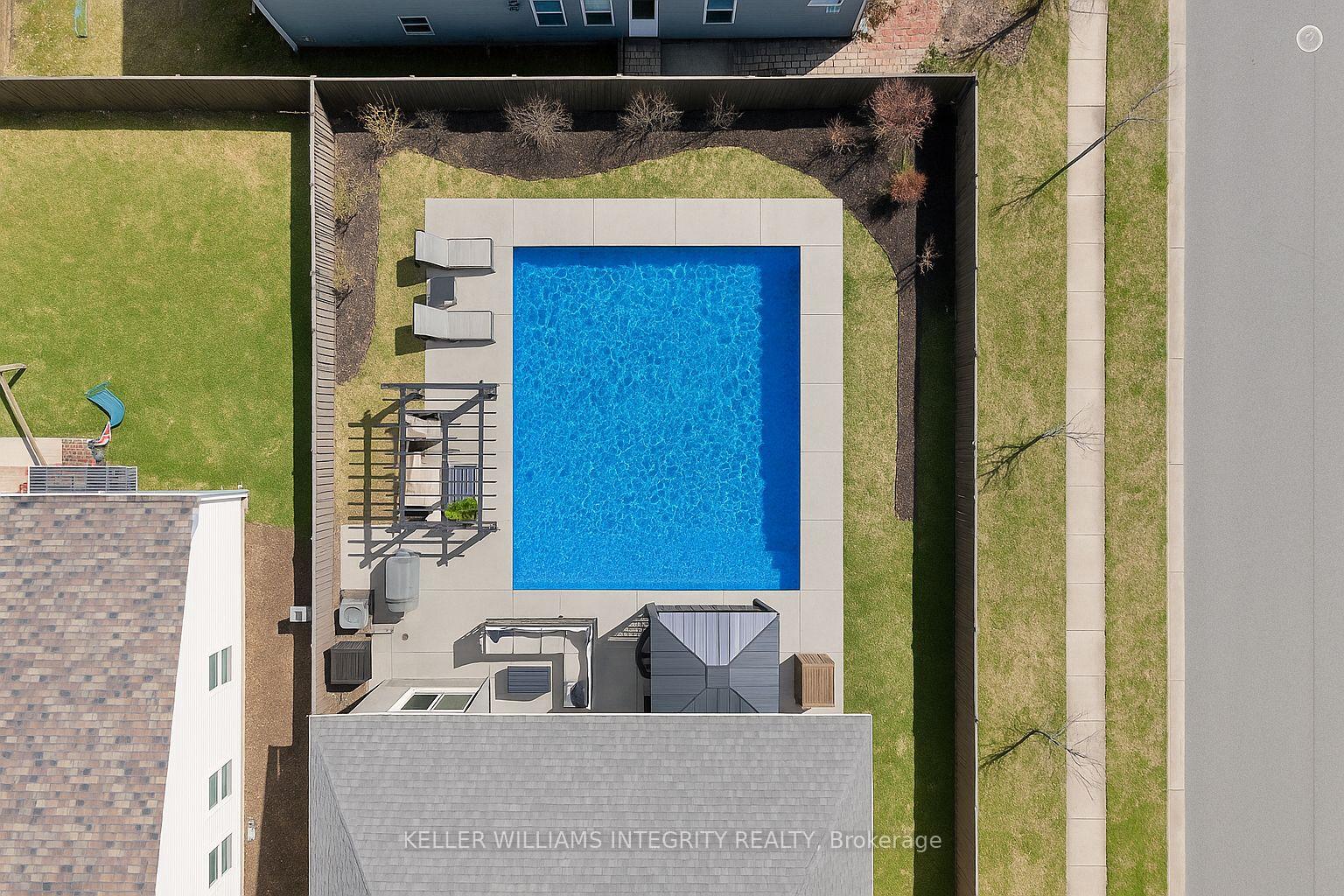 Photo 49 of 2 Glenrill Place, Ottawa, Kanata - Emerald Meadows/Trailwest — HOMEH