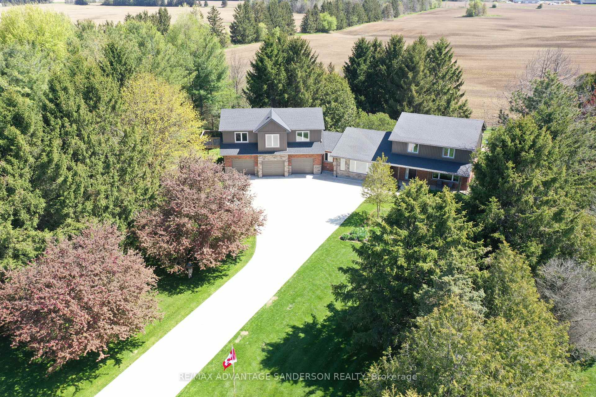 Photo 1 of 23062 Hyde Park Road, Middlesex Centre, Rural Middlesex Centre — HOMEH