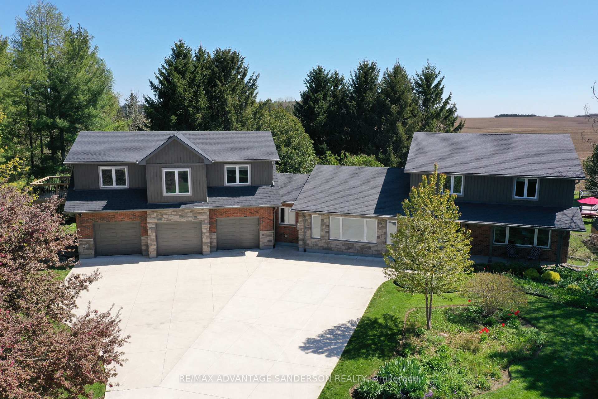 Photo 6 of 23062 Hyde Park Road, Middlesex Centre, Rural Middlesex Centre — HOMEH