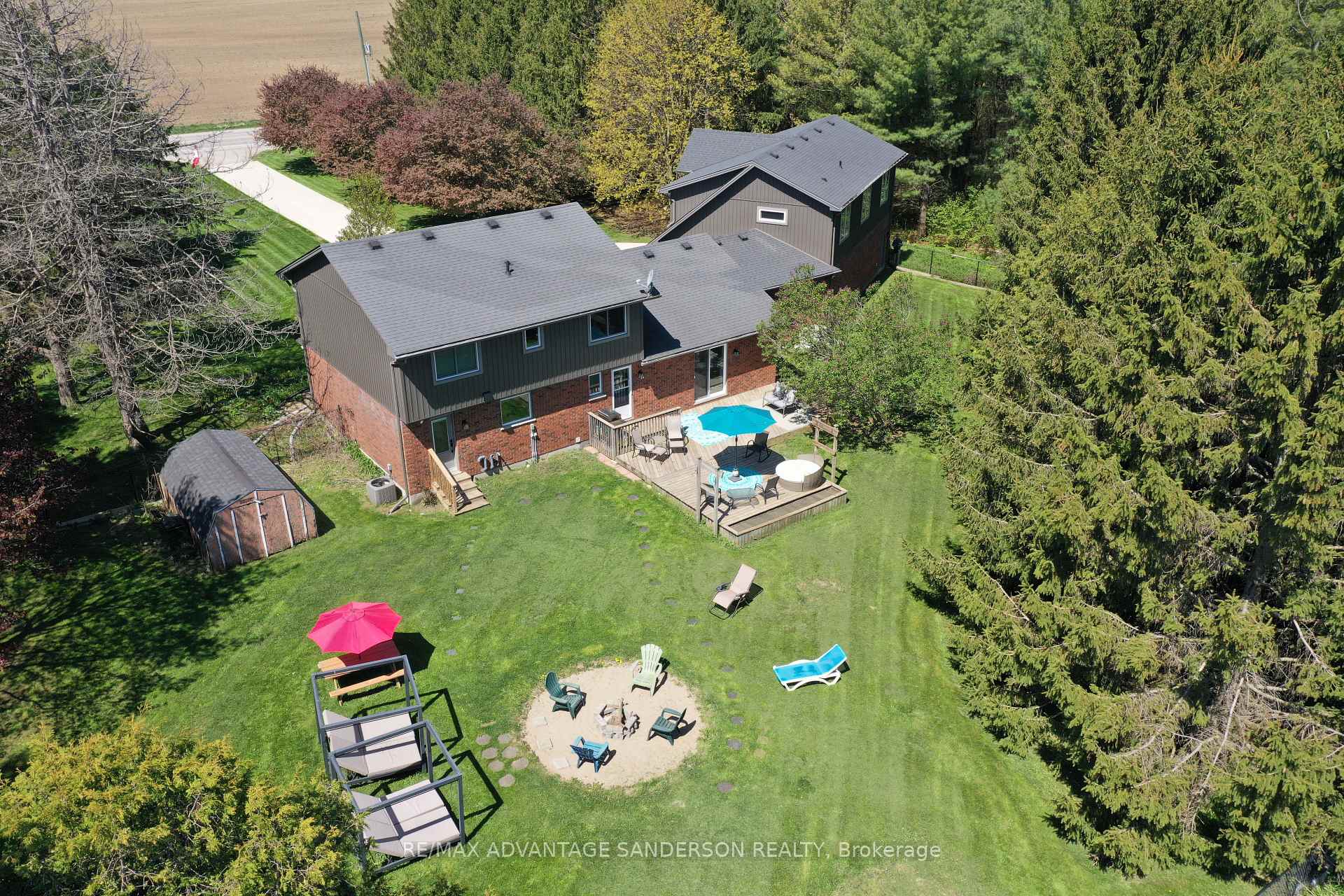 Photo 8 of 23062 Hyde Park Road, Middlesex Centre, Rural Middlesex Centre — HOMEH