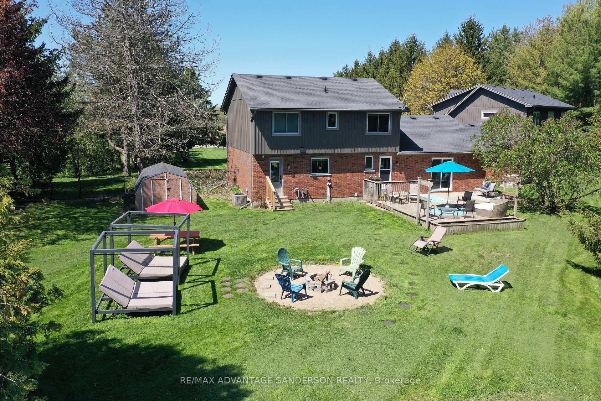 Photo 11 of 23062 Hyde Park Road, Middlesex Centre, Rural Middlesex Centre — HOMEH