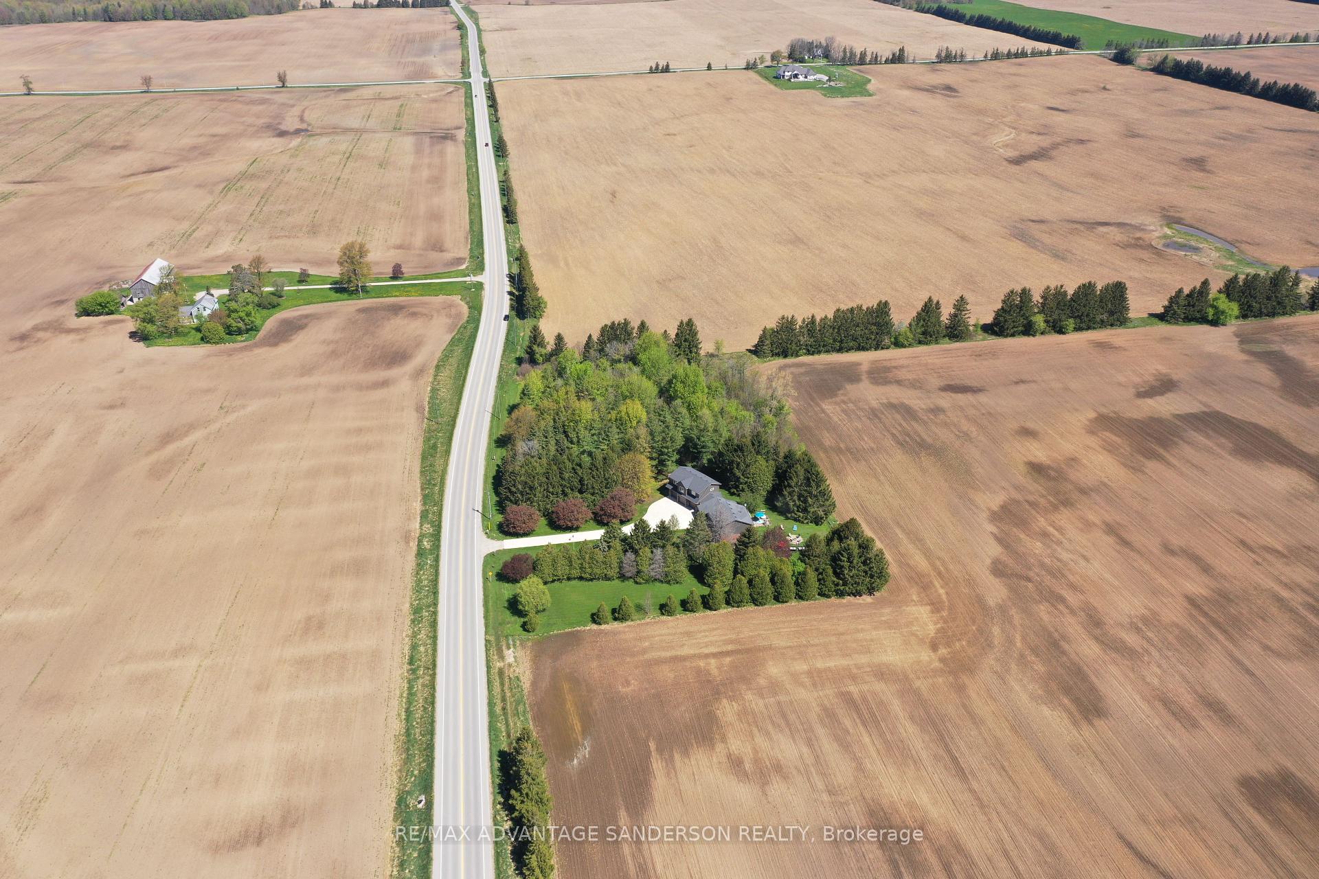 Photo 15 of 23062 Hyde Park Road, Middlesex Centre, Rural Middlesex Centre — HOMEH