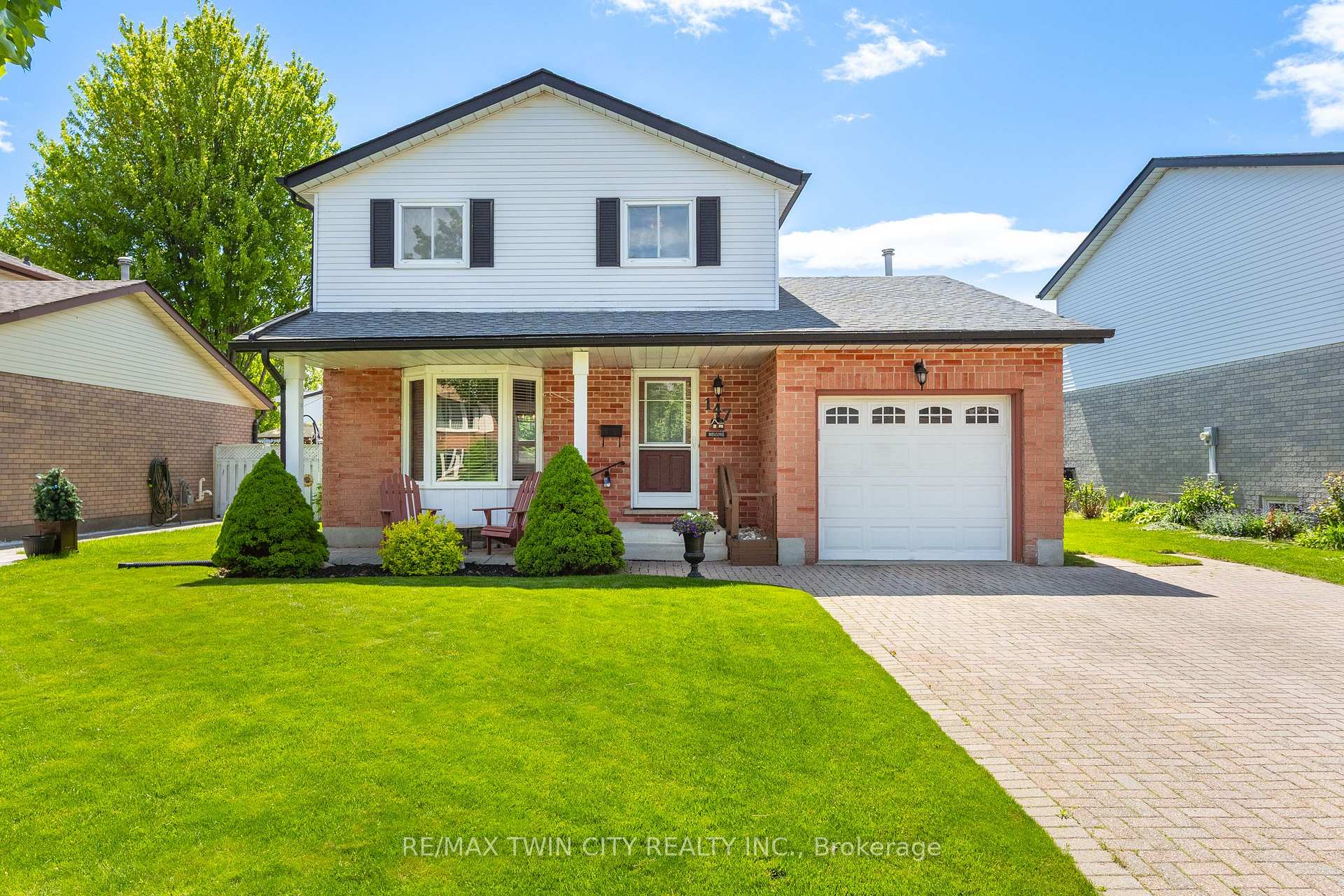 Photo 2 of 147 Gray Street, Kitchener — HOMEH