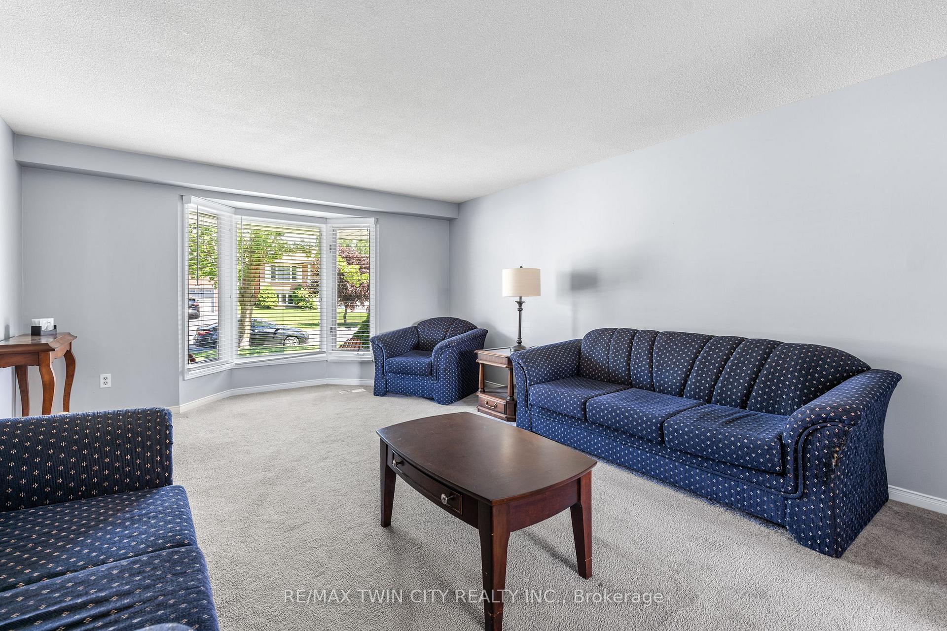 Photo 16 of 147 Gray Street, Kitchener — HOMEH