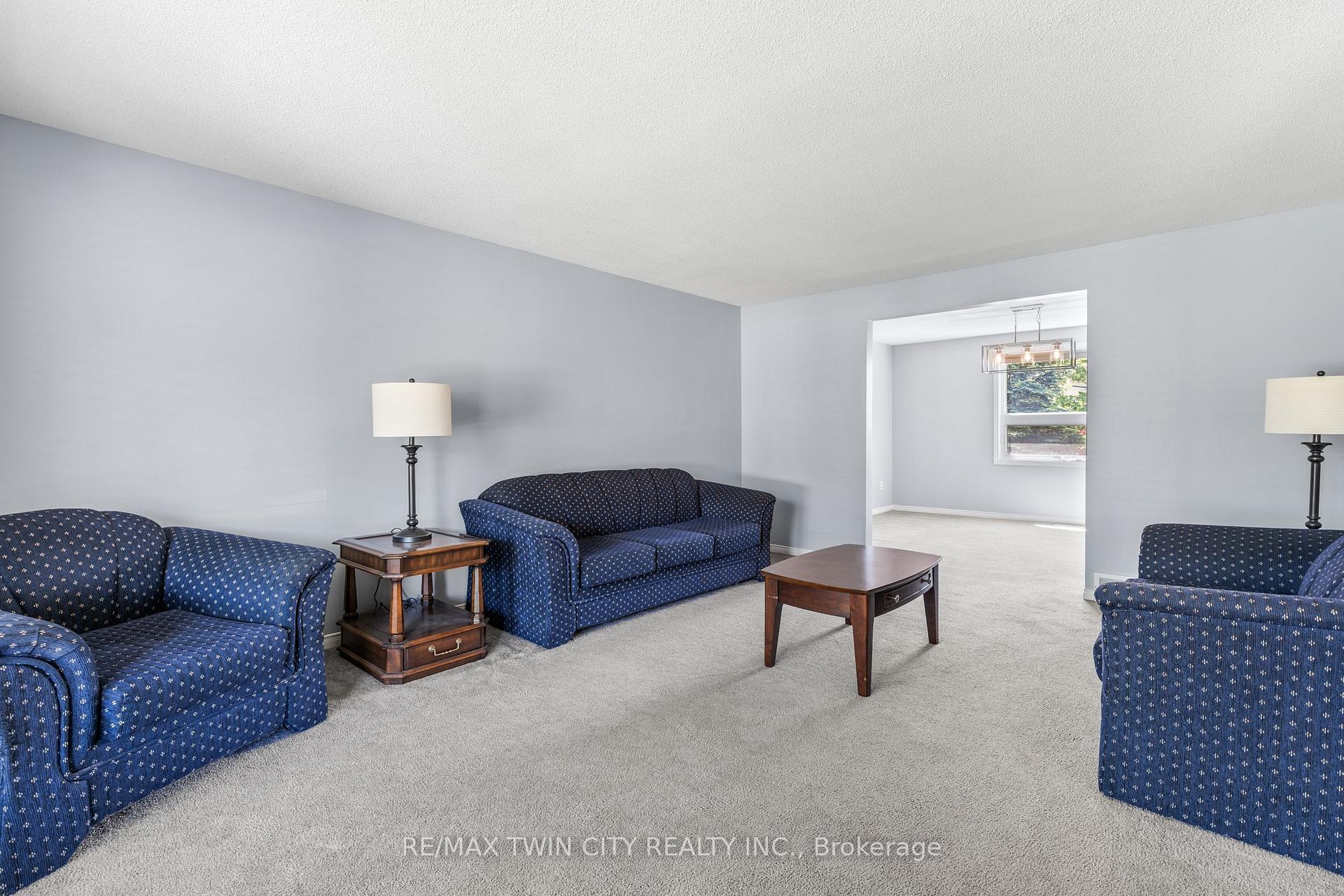 Photo 17 of 147 Gray Street, Kitchener — HOMEH