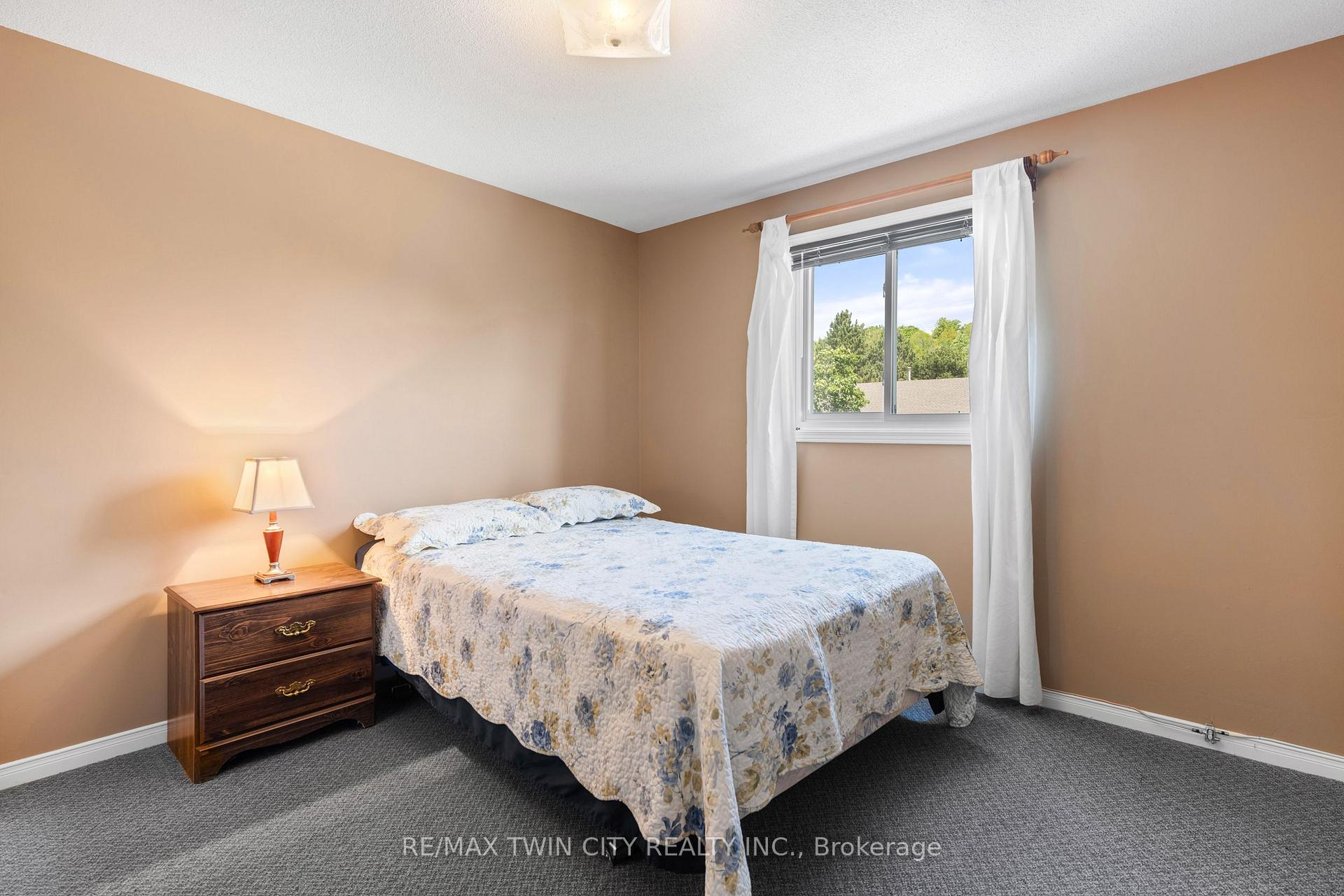 Photo 21 of 147 Gray Street, Kitchener — HOMEH