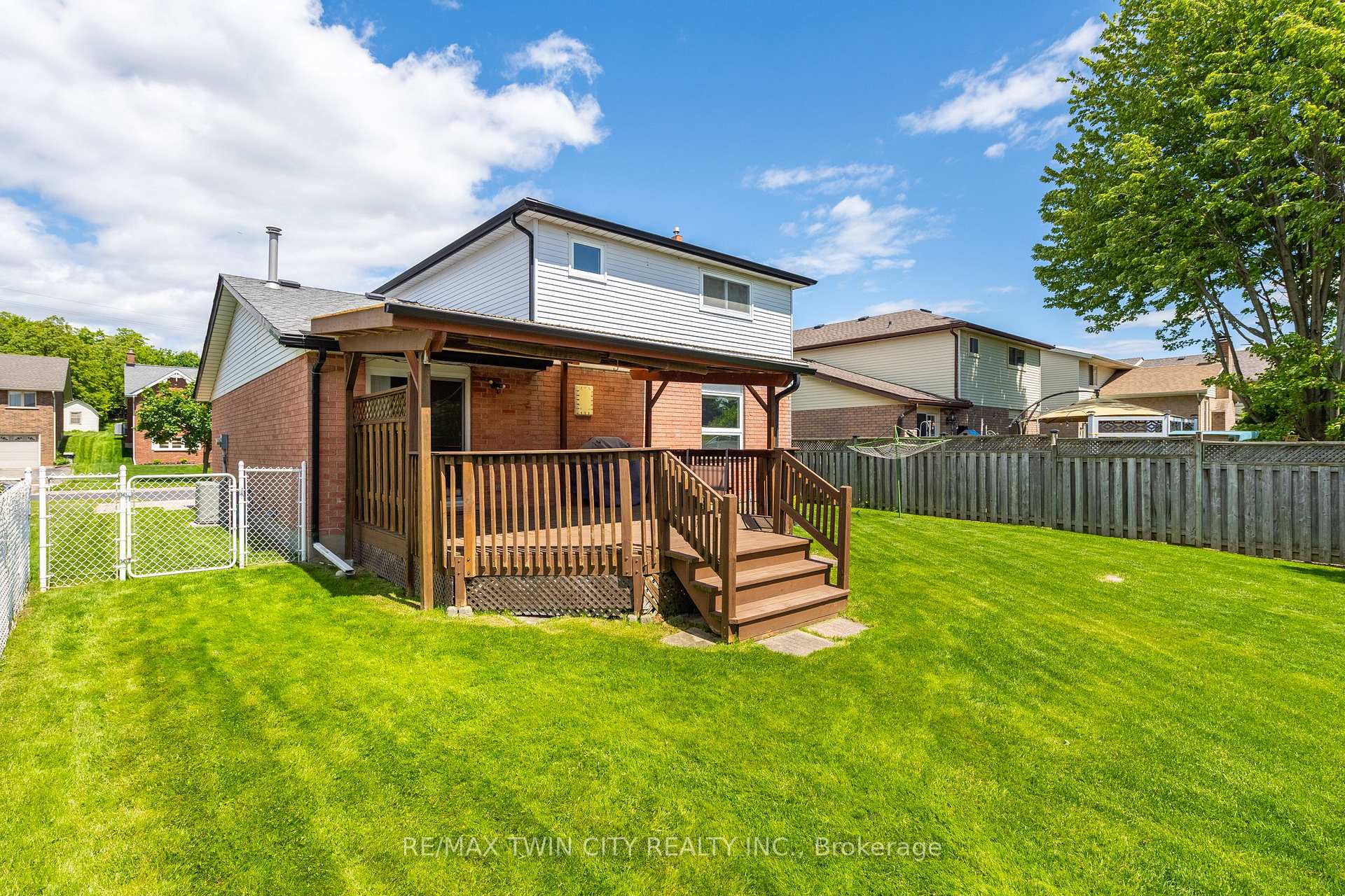 Photo 34 of 147 Gray Street, Kitchener — HOMEH
