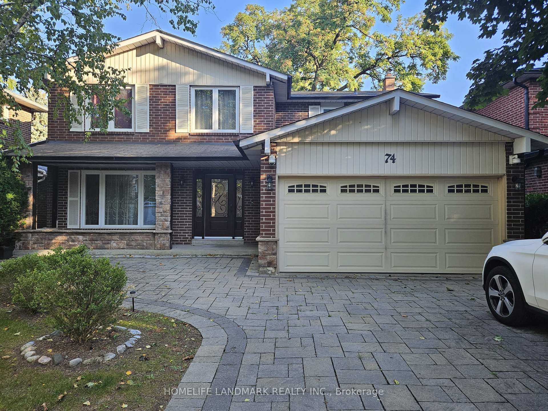 Photo 1 of 74 Julia Street, Markham, Thornhill — HOMEH
