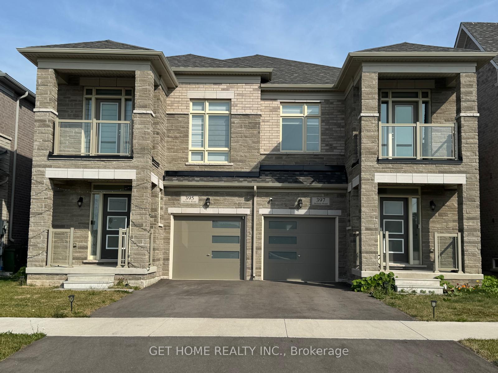 Photo 2 of 395 Skinner Road, Hamilton, Waterdown — HOMEH