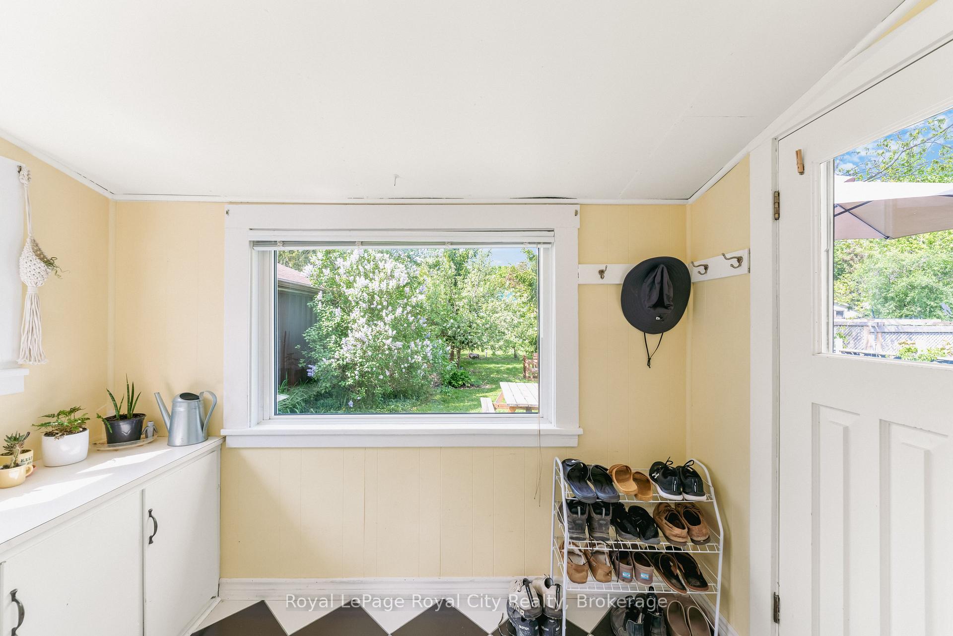 Photo 17 of 307 Maple Avenue, Kitchener — HOMEH