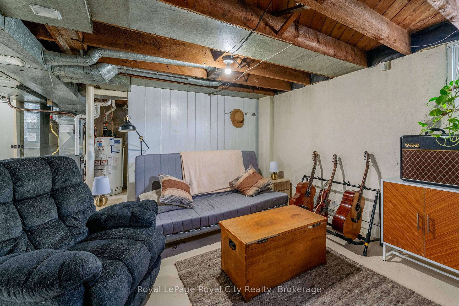 Photo 23 of 307 Maple Avenue, Kitchener — HOMEH